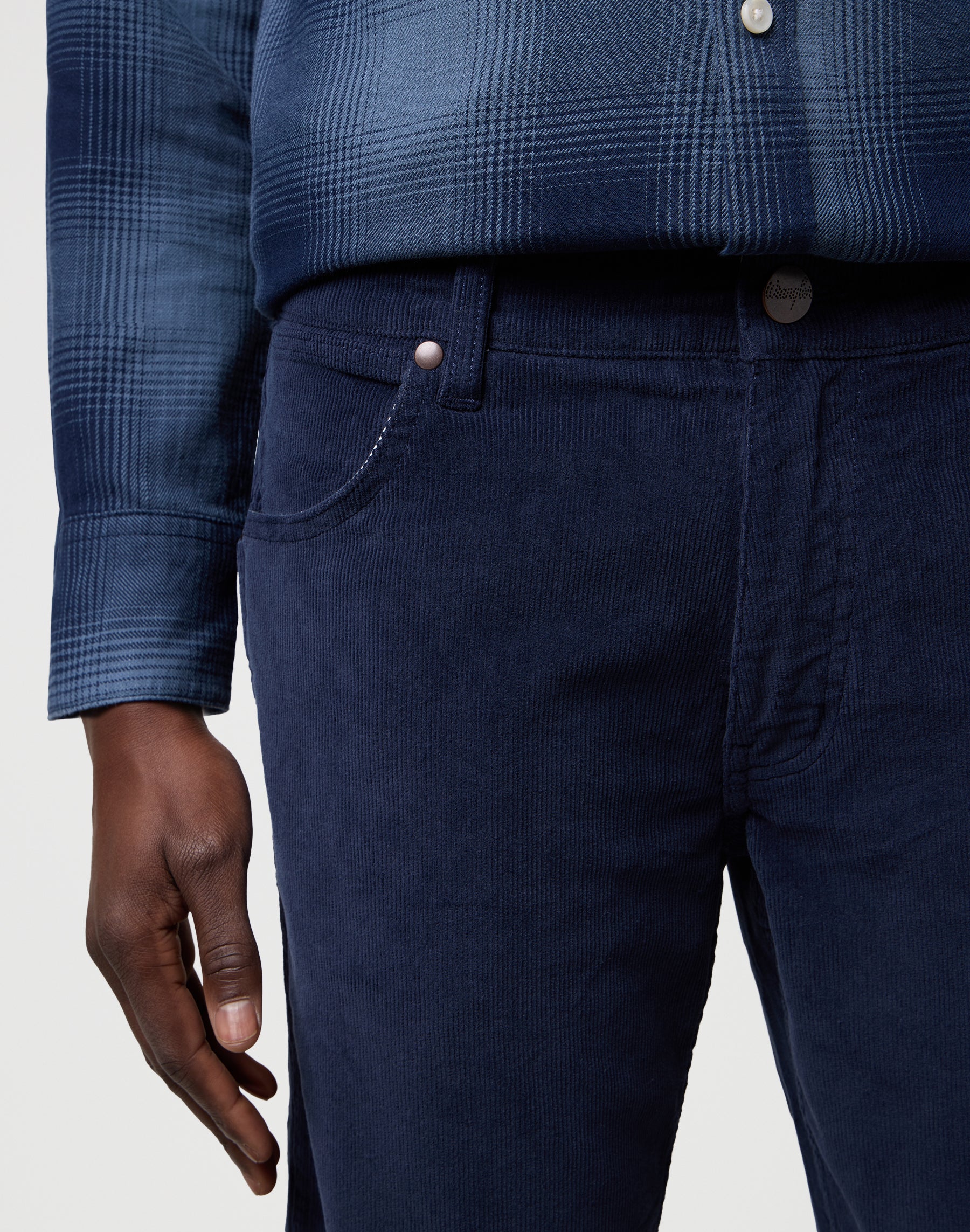 Greensboro in Mood Indigo Hosen Wrangler