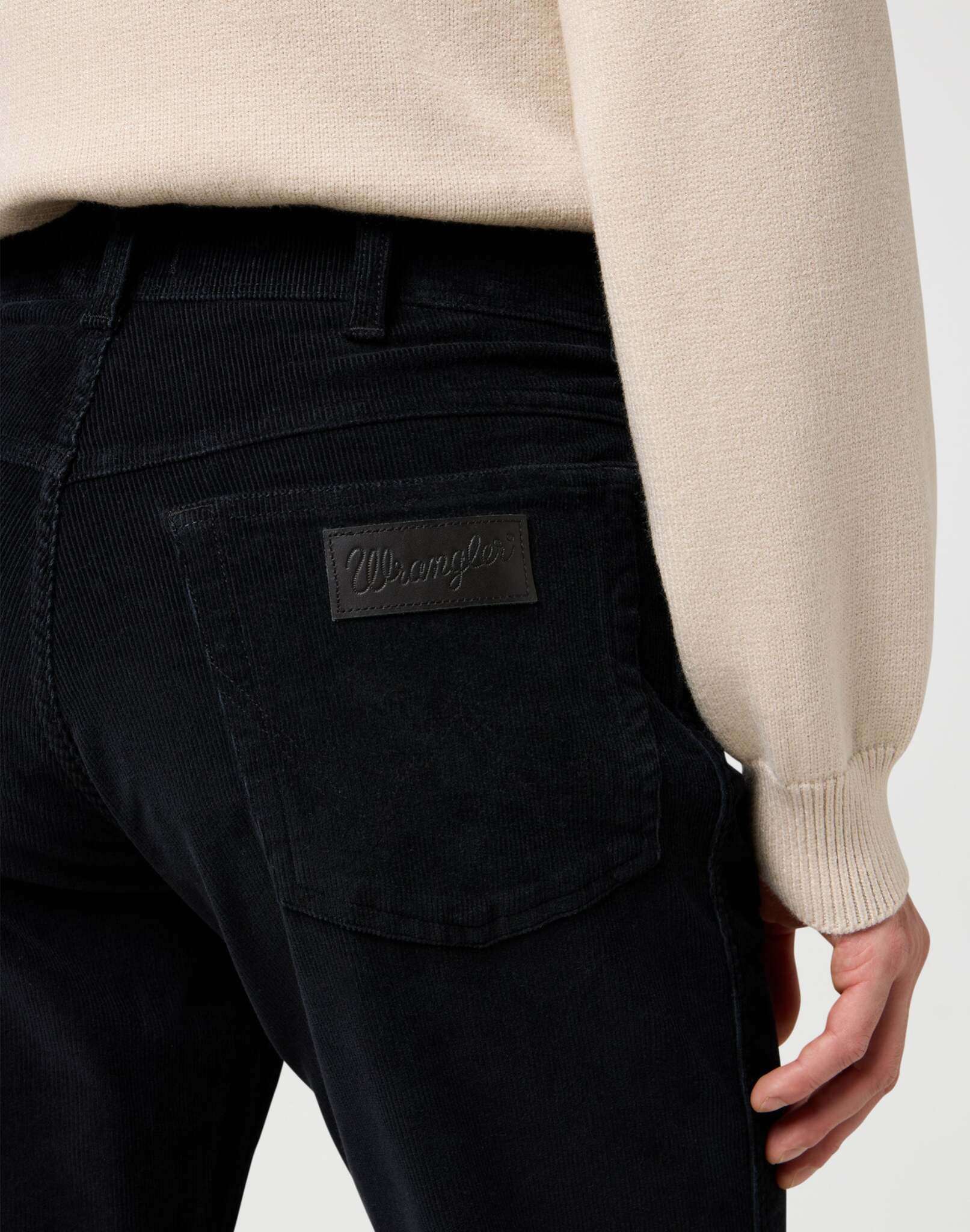 Texas in Black Hosen Wrangler