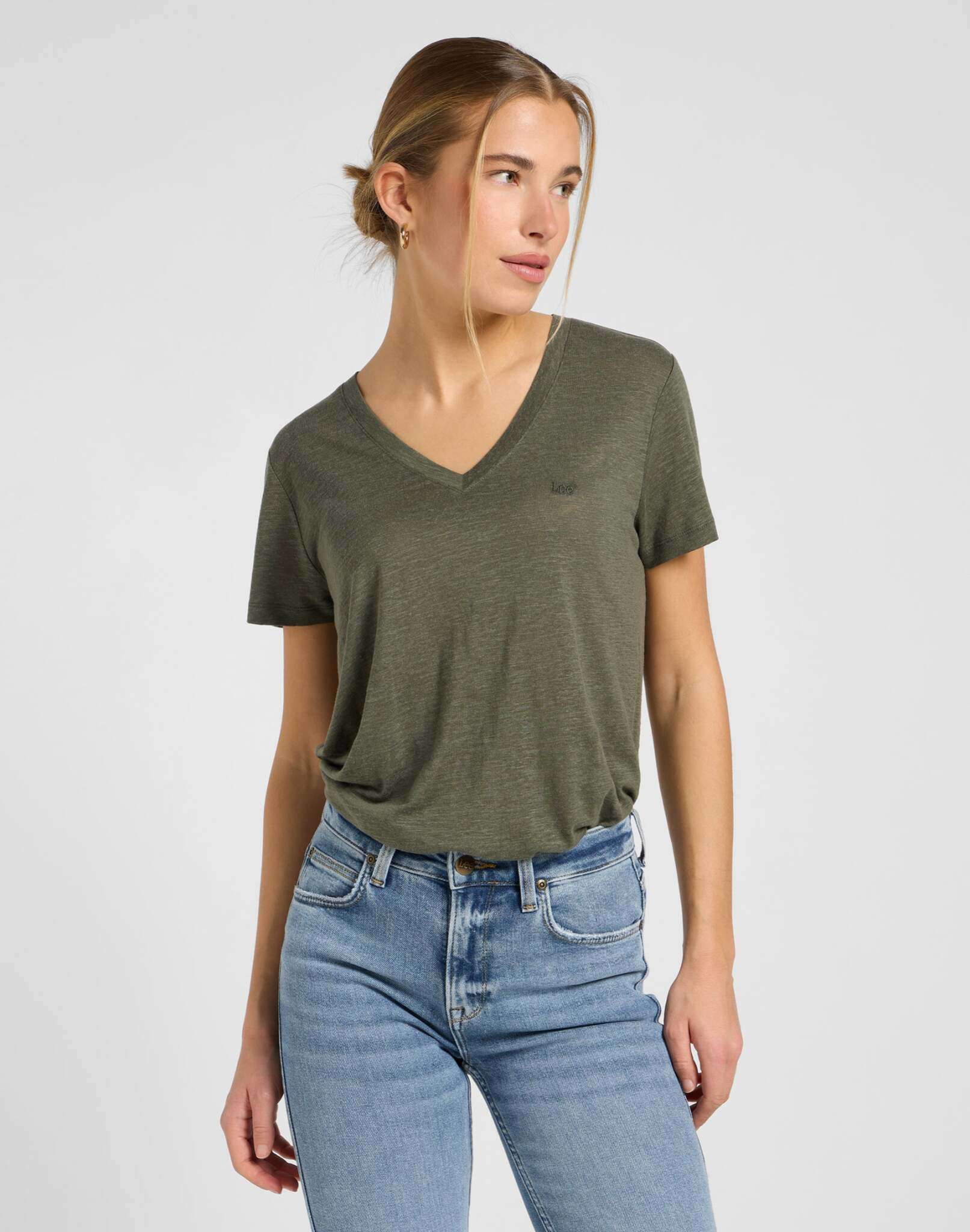 V Neck Tee in Oak Moss T-Shirts Lee