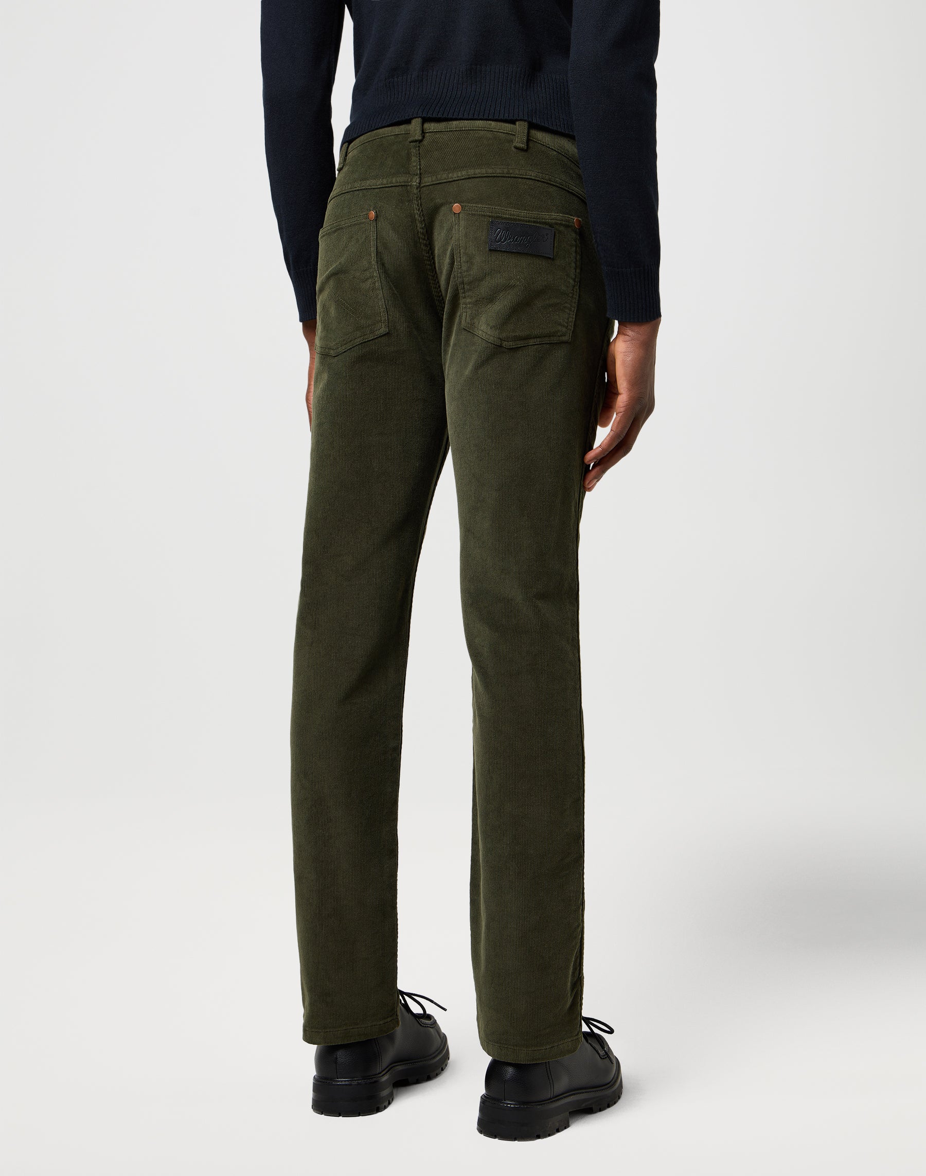 Greensboro in Forest Night Hosen Wrangler