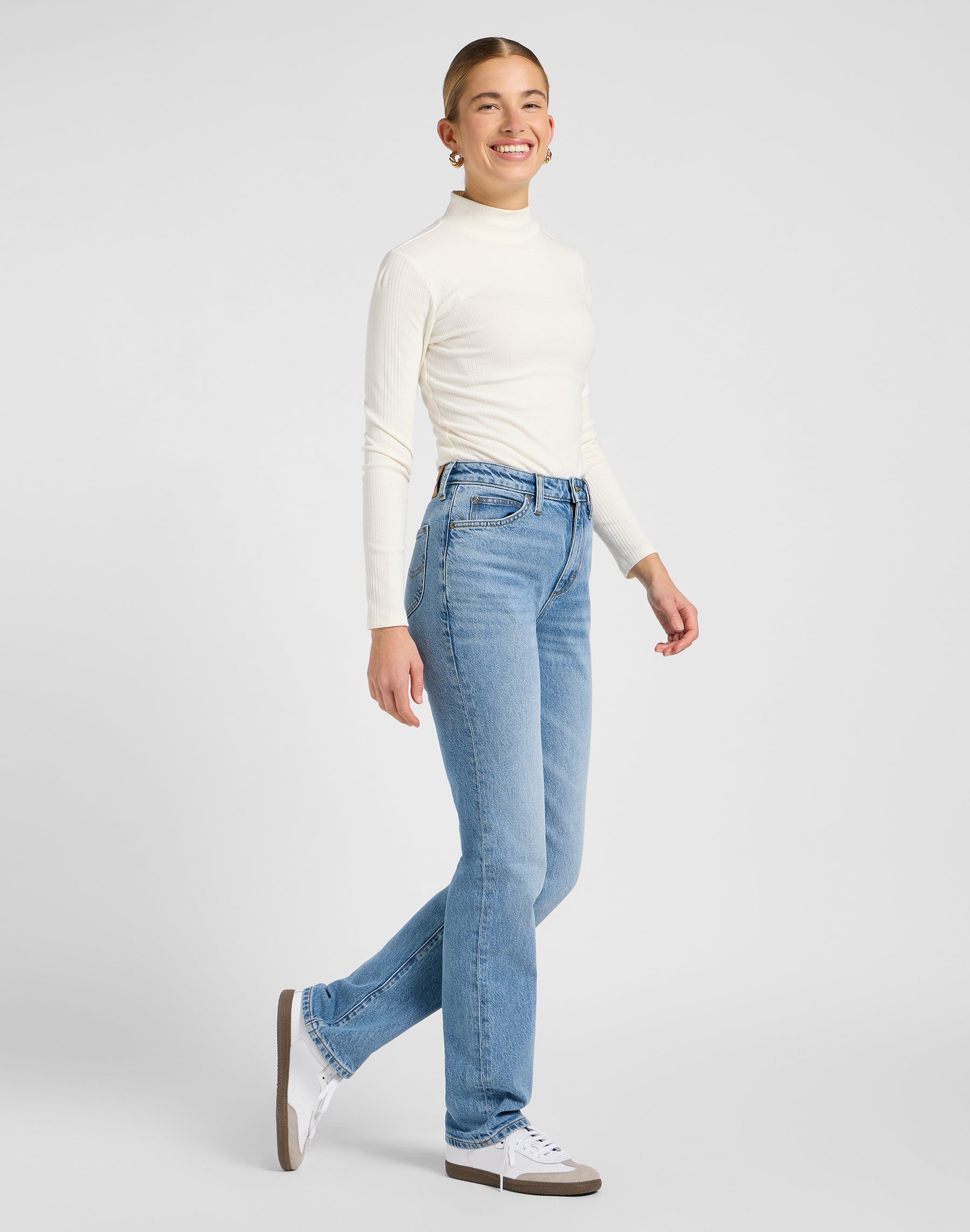 June in Calm Seas Jeans Lee