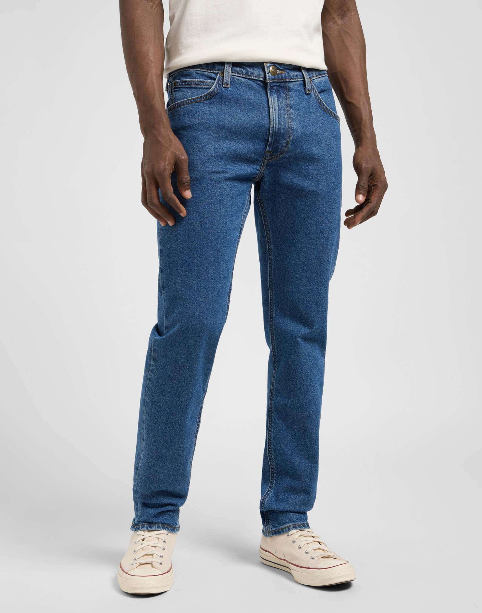 Daren Zip Fly in Belmont Jeans Lee