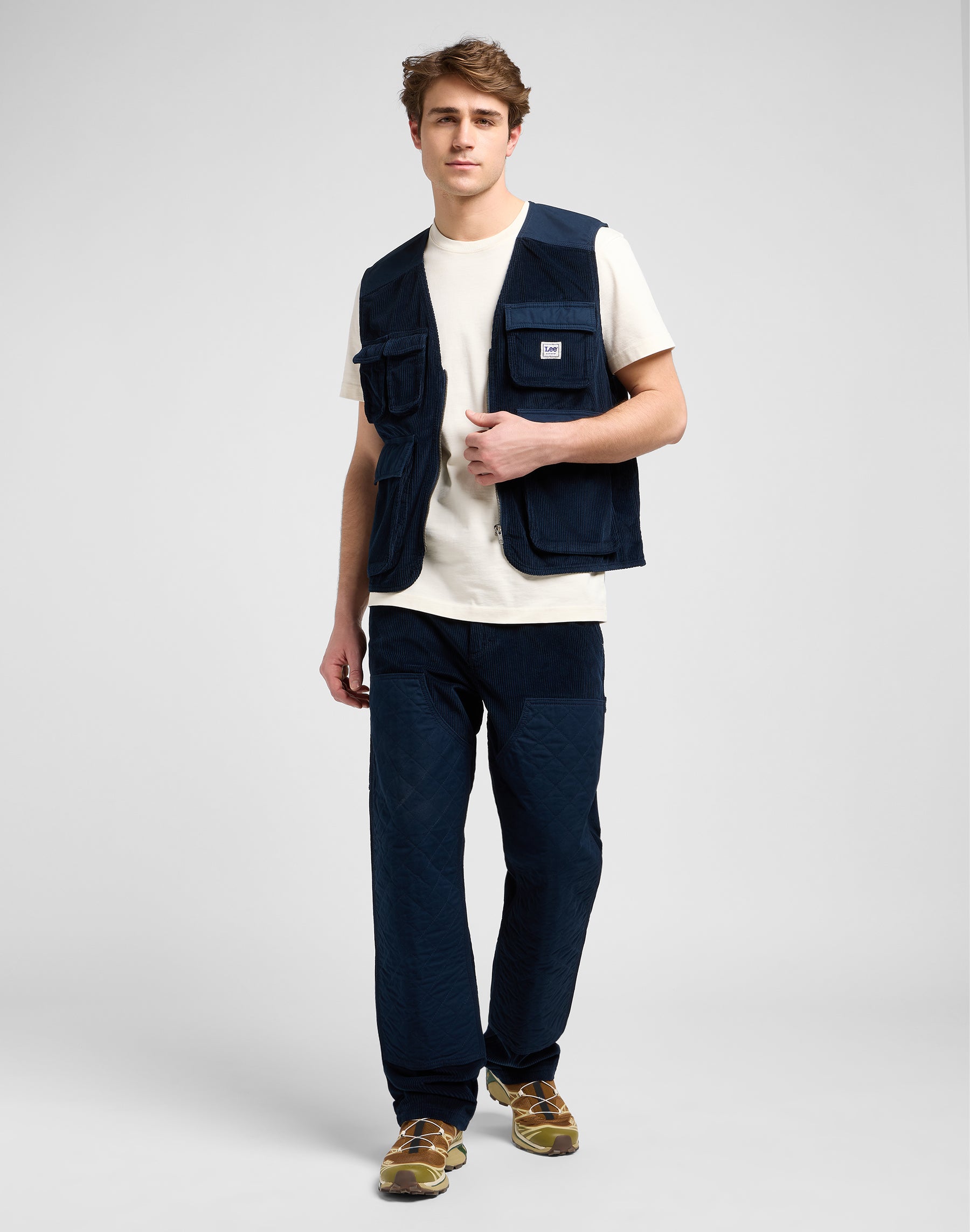 Mixed Media Ww Vest in Rivet Navy Jacken Lee