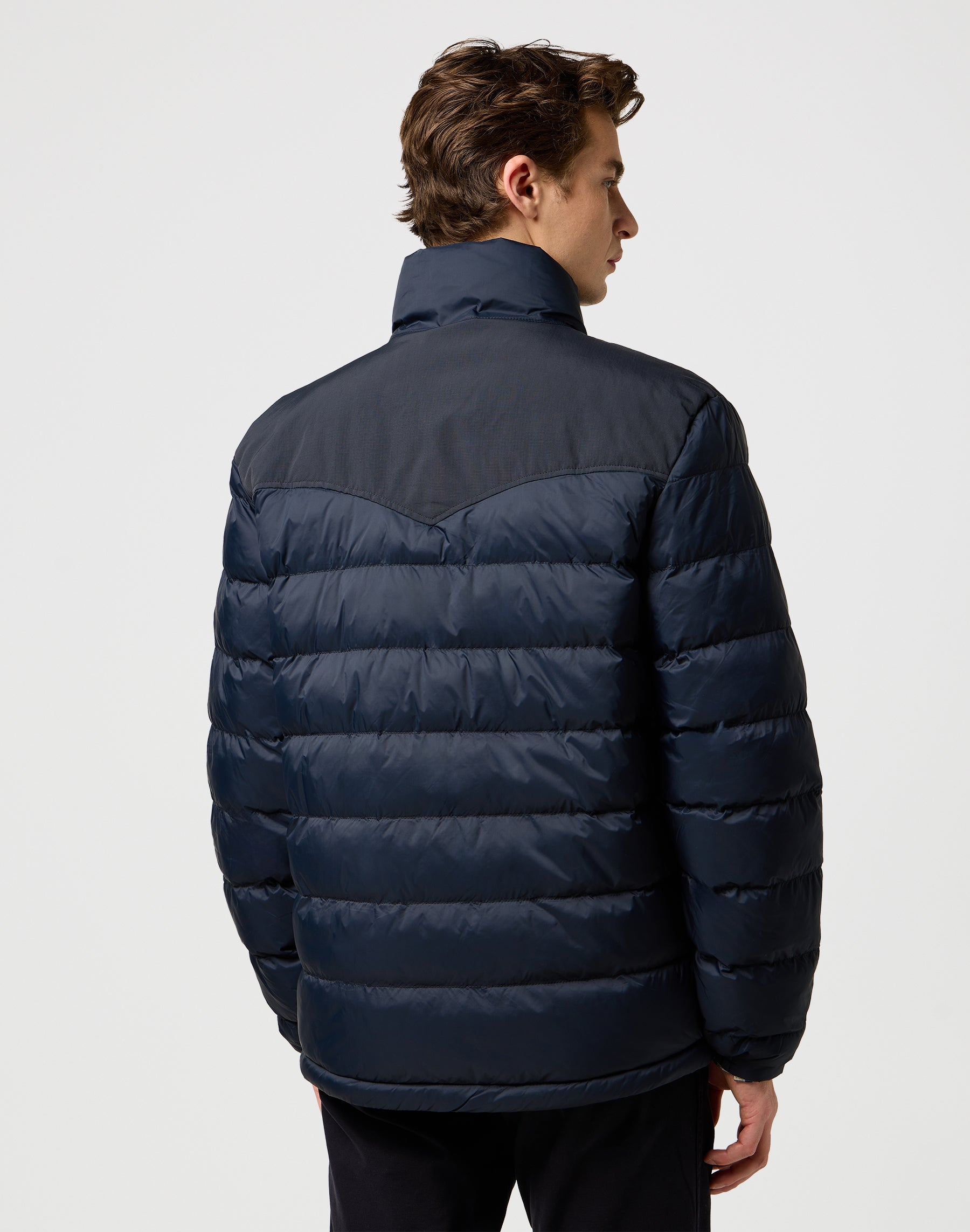 Packable Puffer in Black Jacken Wrangler