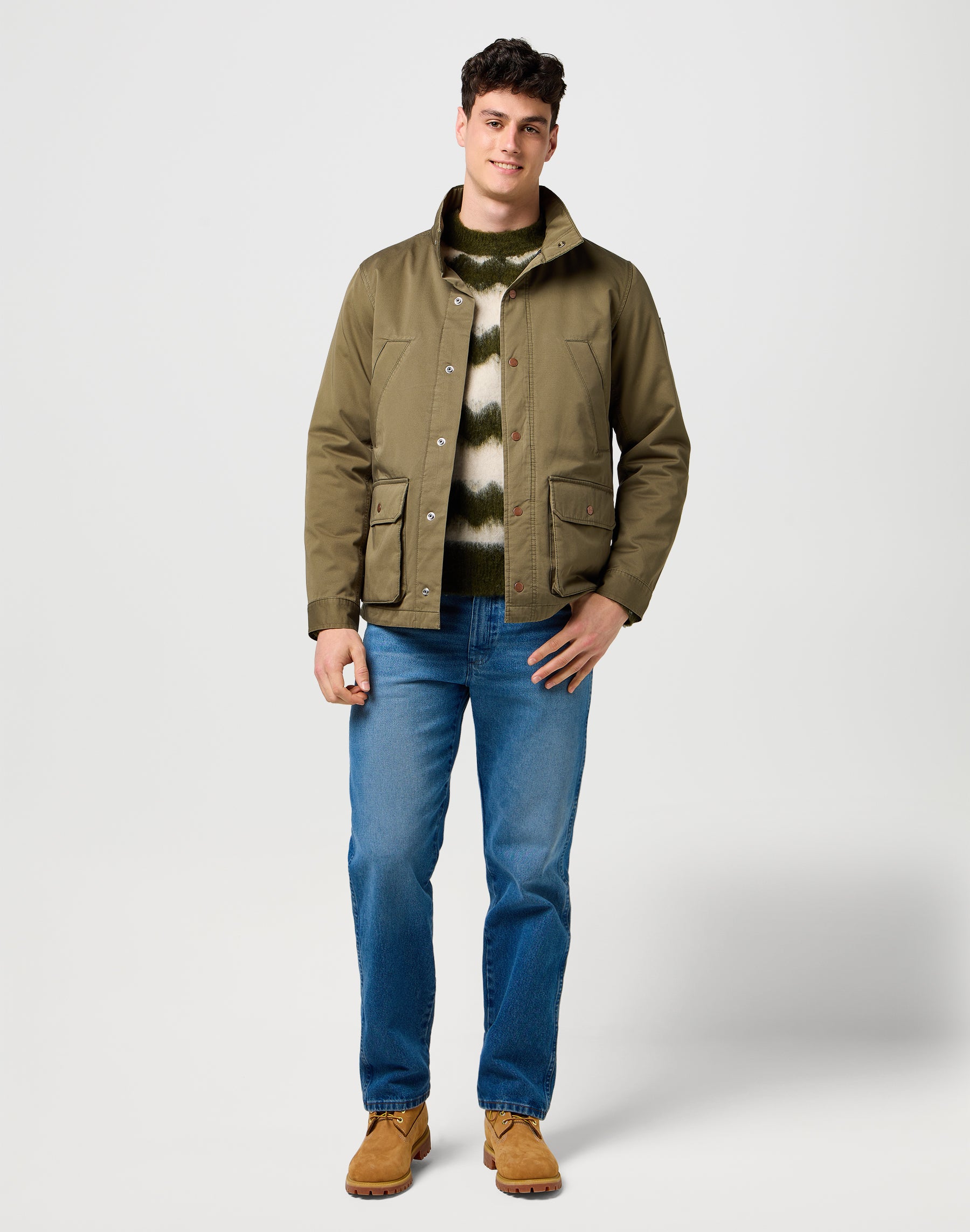 Field Jacket in Ivy Green Jacken Wrangler