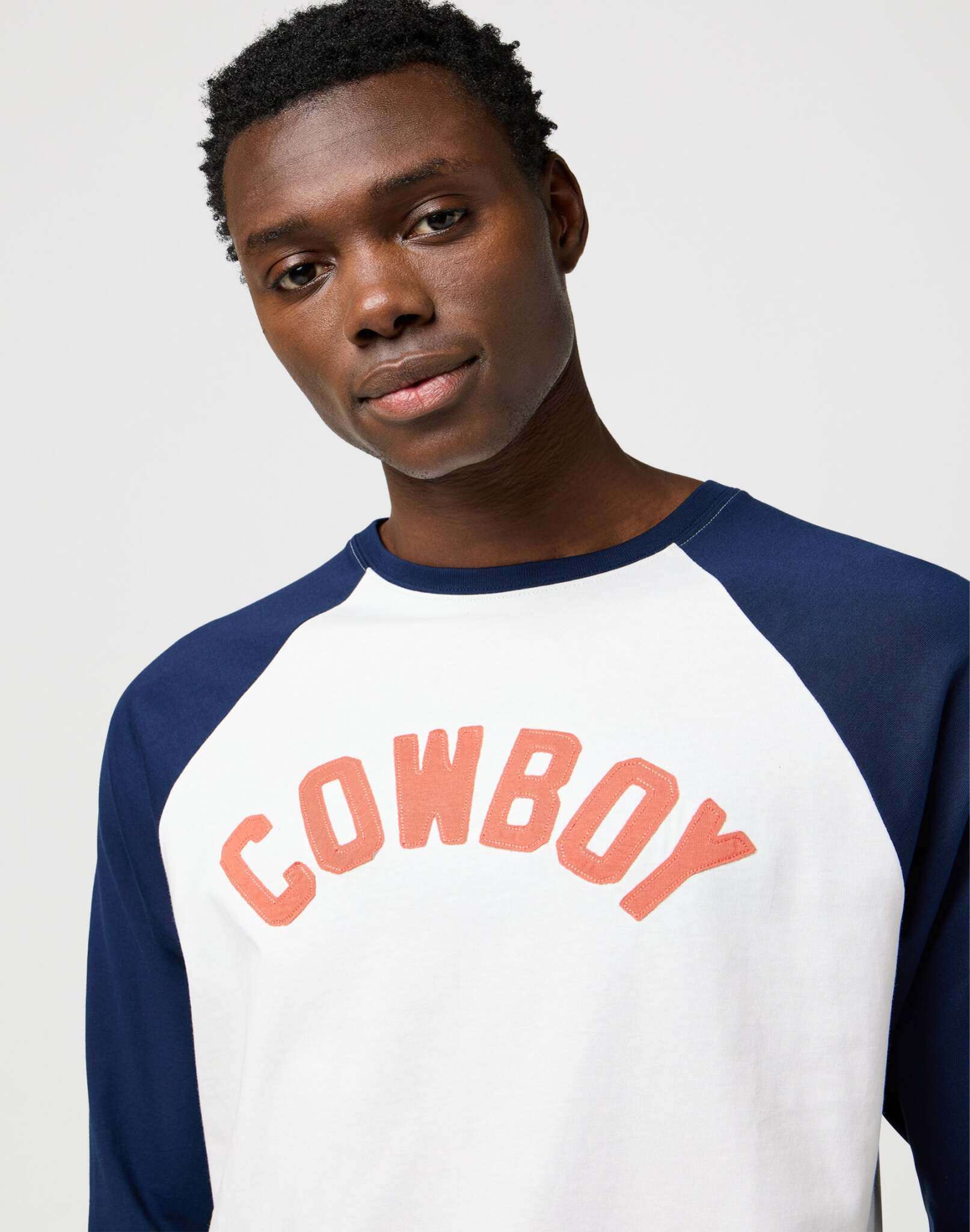 Ls Baseball Tee in Black Iris T-Shirts Wrangler