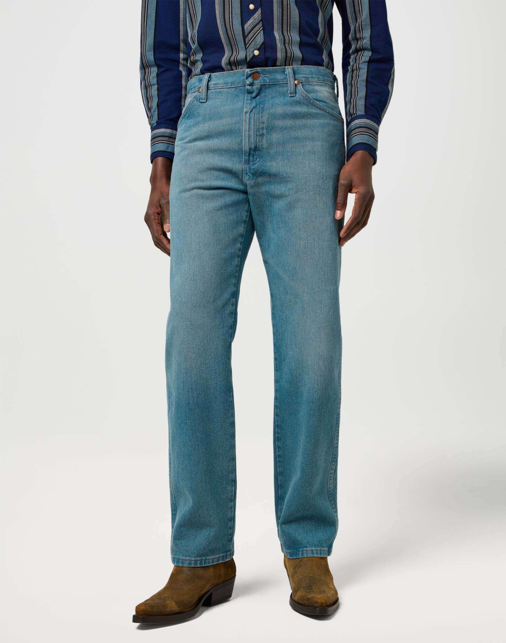13Mwz in Iron Forge Jeans Wrangler