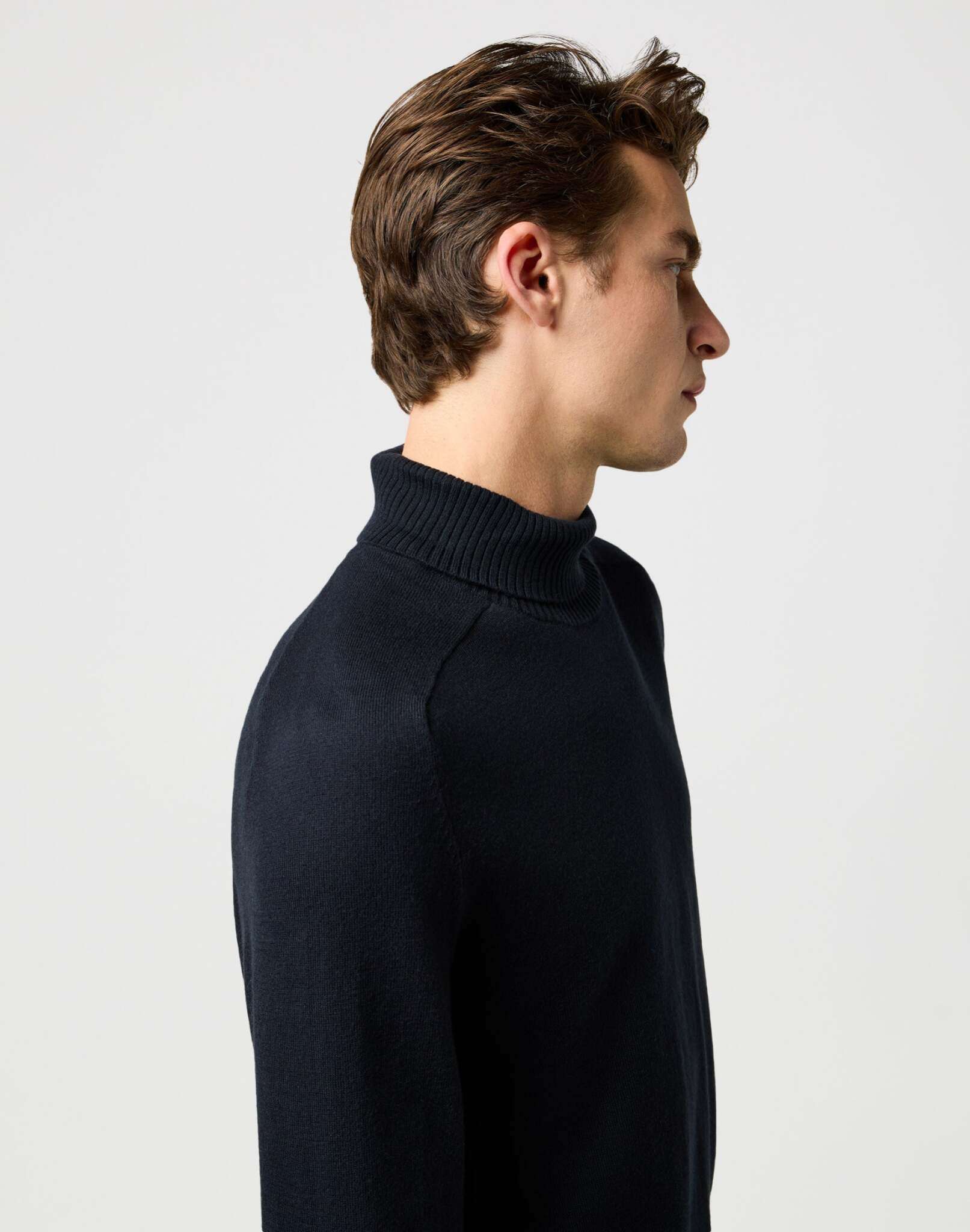 Turtleneck in Black Pullover Wrangler