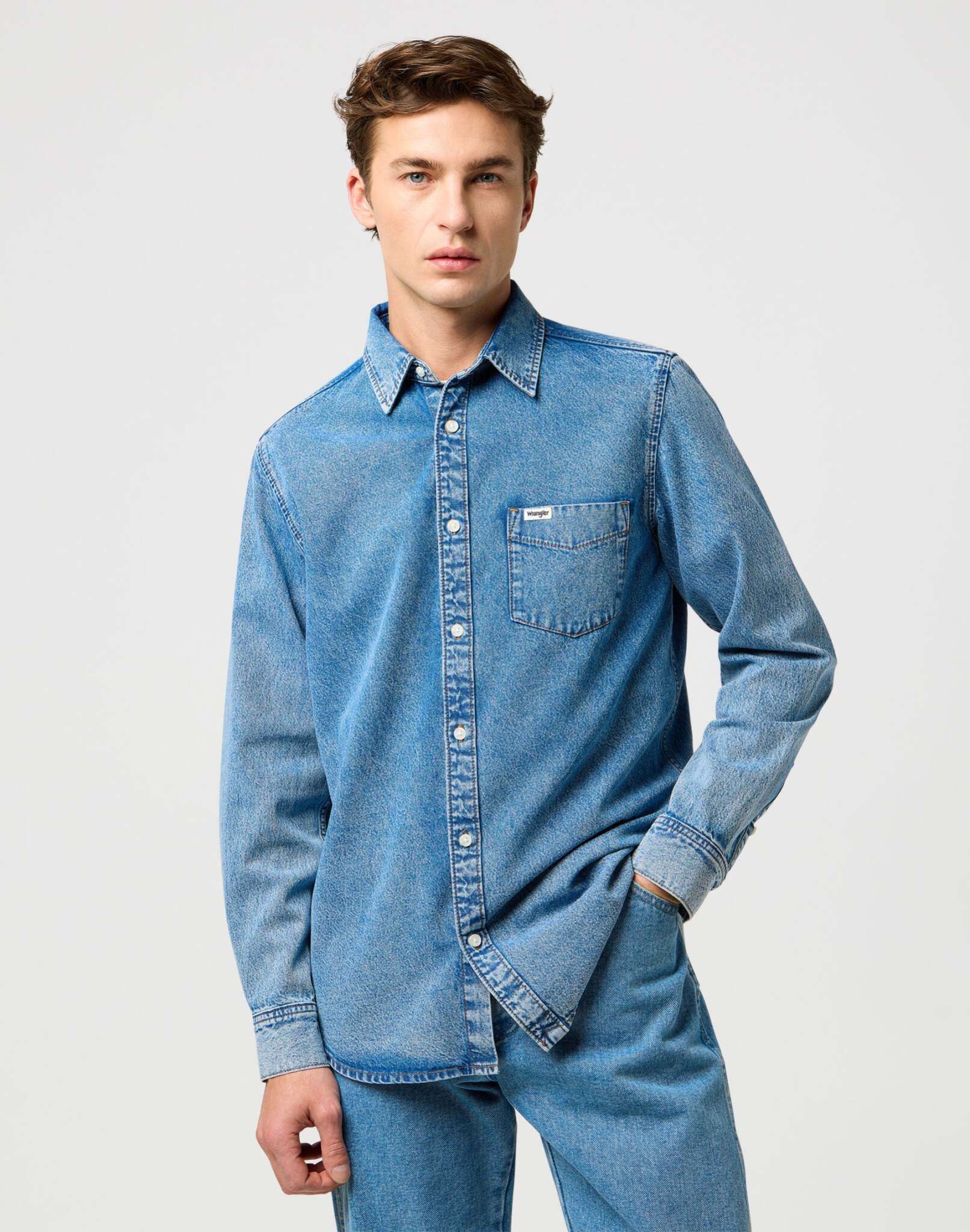 1 Pkt Shirt in Indigo Valley Hemden Wrangler