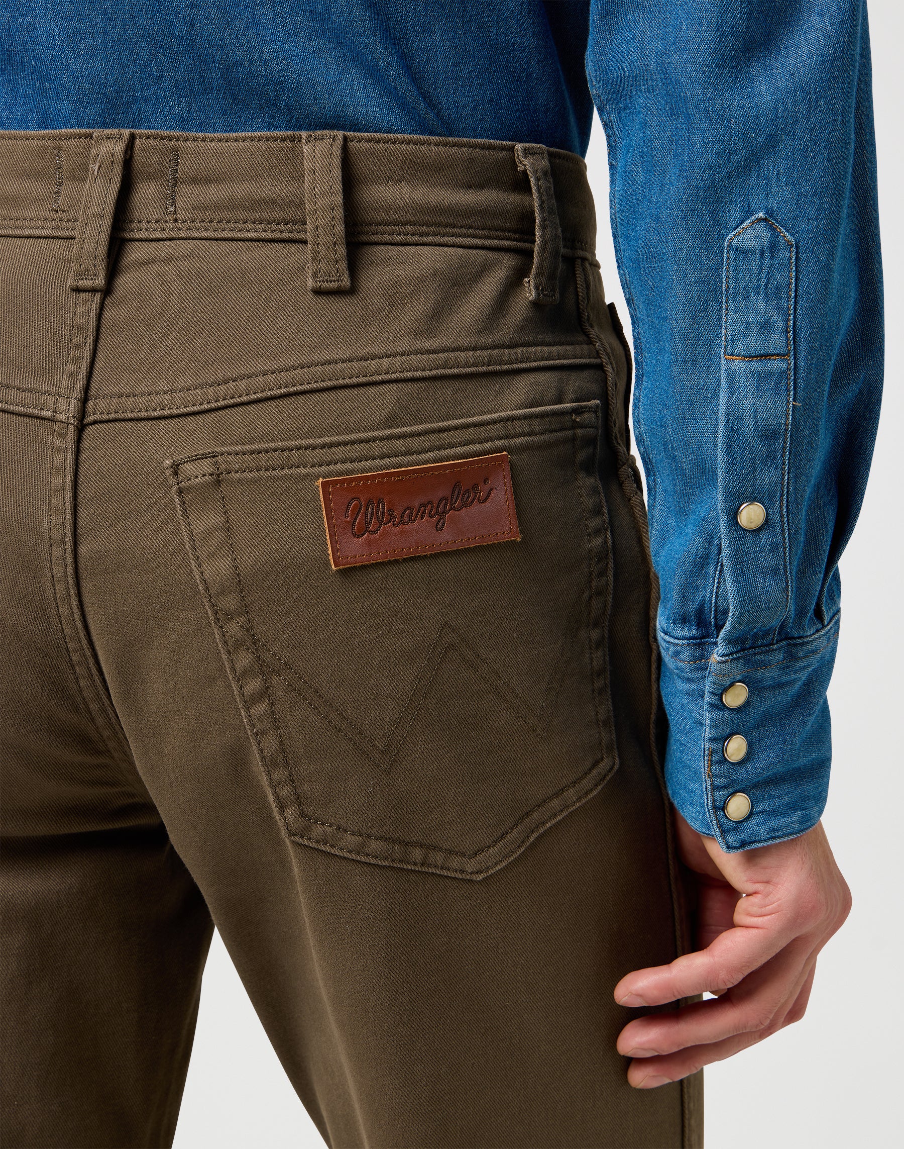 Texas in Tarmac Hosen Wrangler