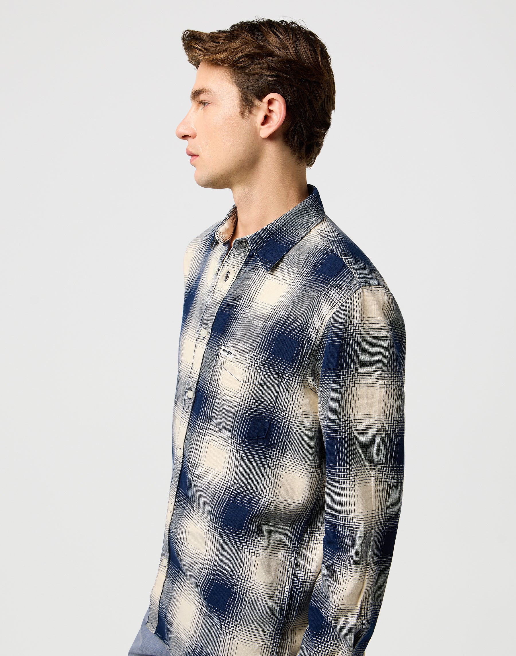 1 Pkt Indigo Shirt in Dusty Blue Hemden Wrangler