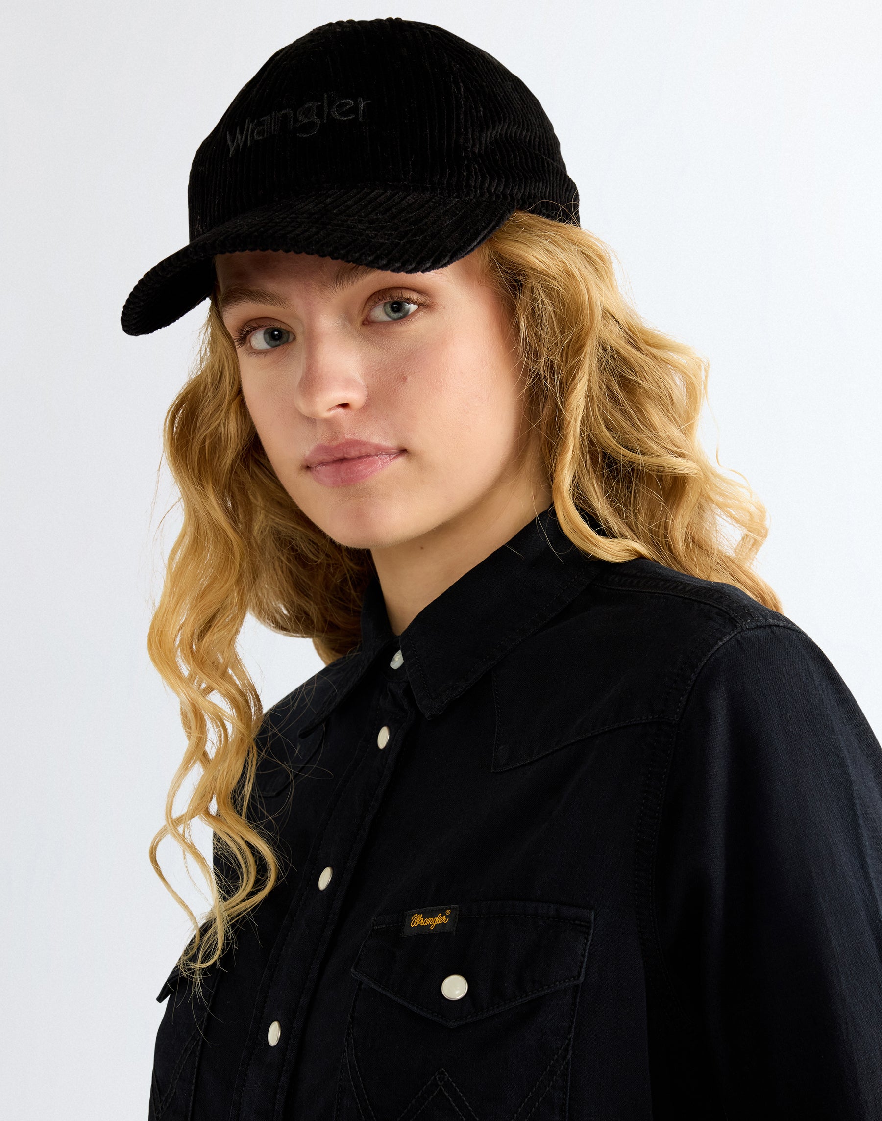 Cap Corduroy in Black Caps Wrangler