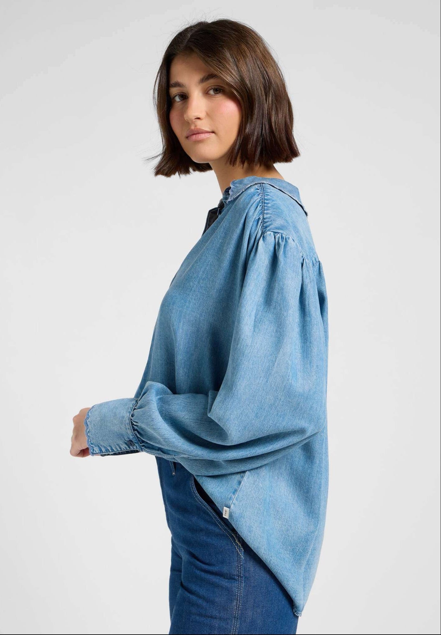 Statement Collar Shirt in Indigo Rum Hemden Lee