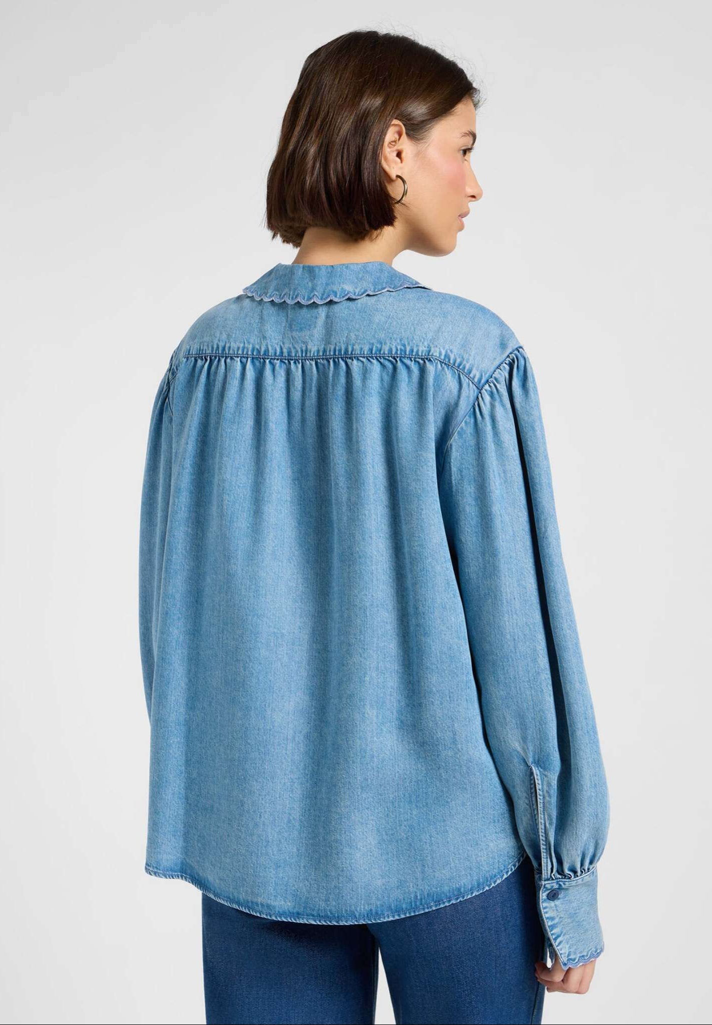 Statement Collar Shirt in Indigo Rum Hemden Lee