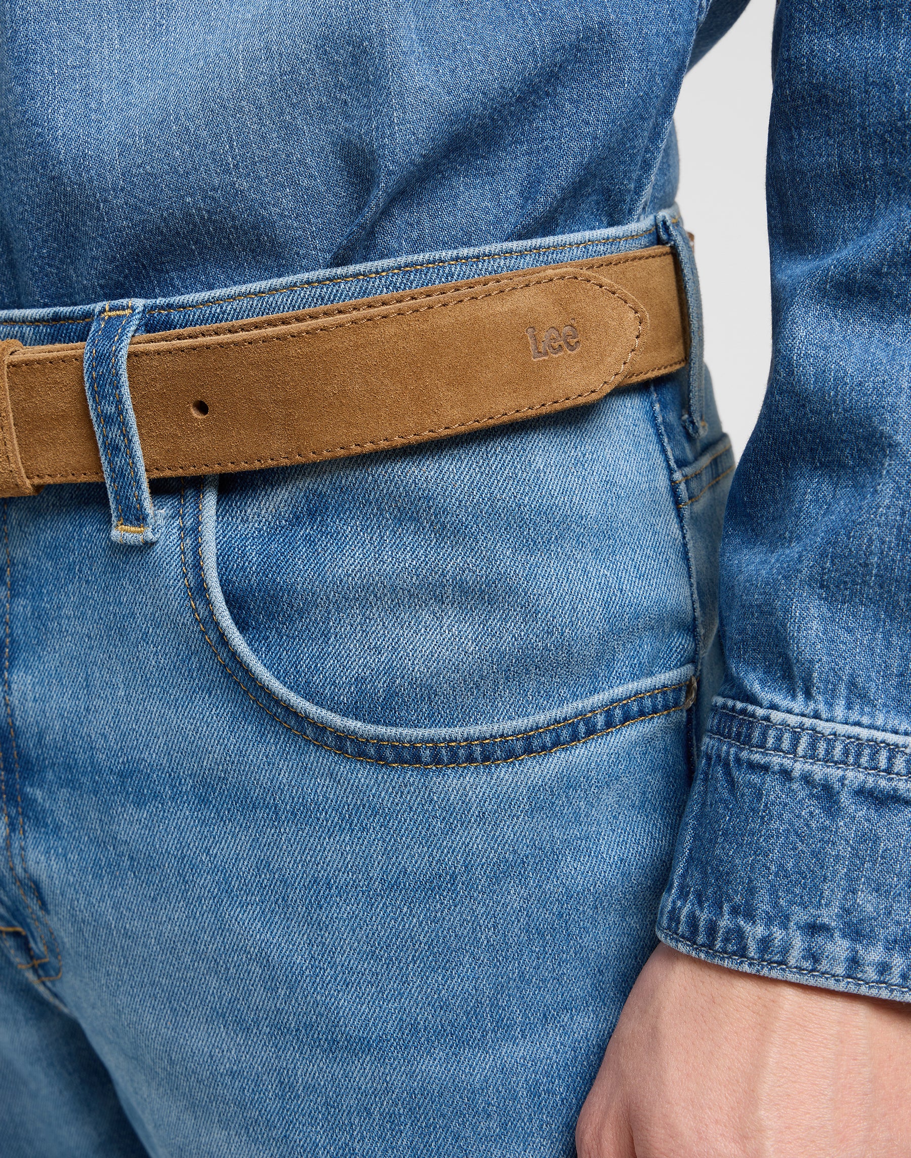 Suede Belt in Khaki Gürtel Lee