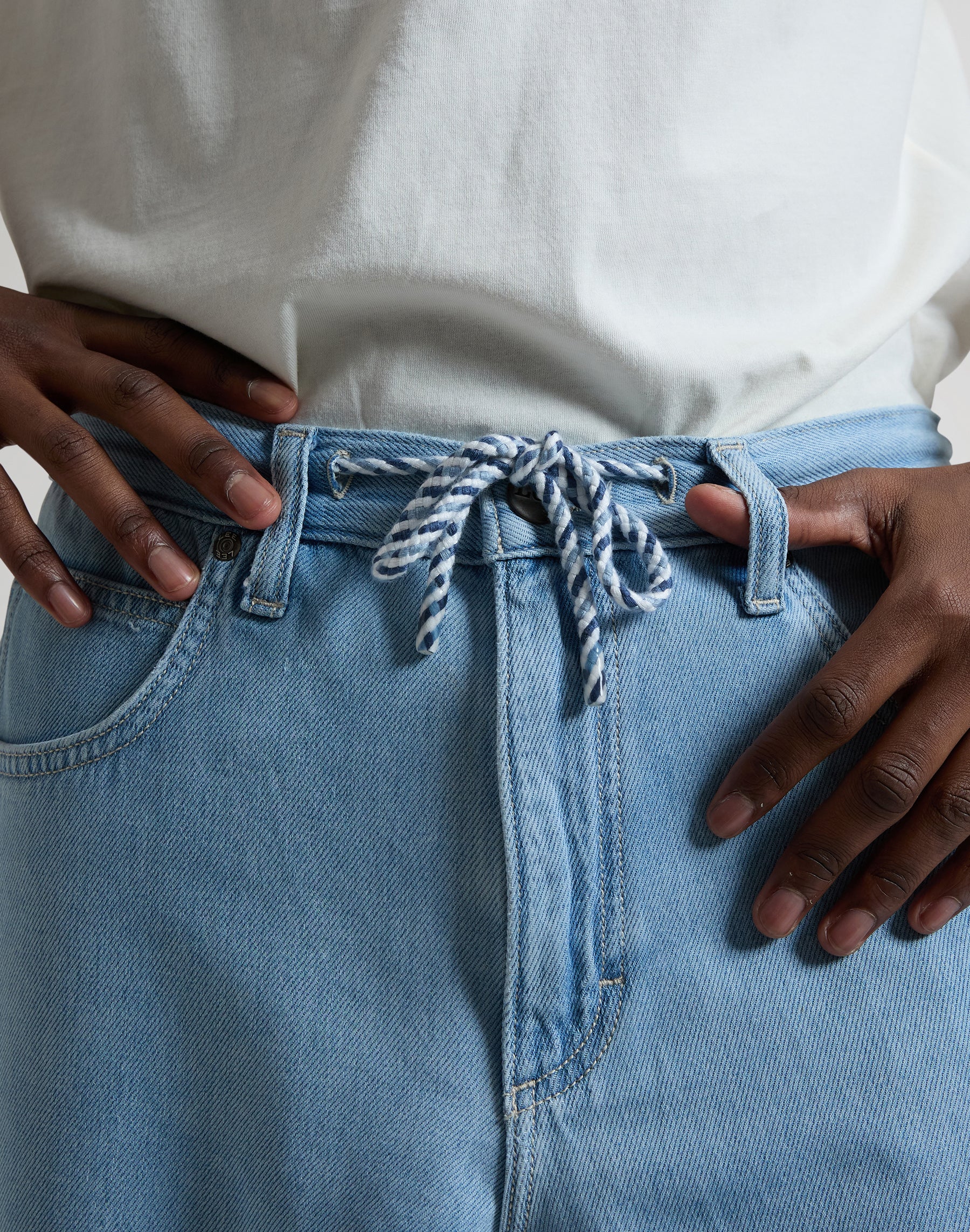 Henry Baggy Drawstring in Light Stone Jeans Lee