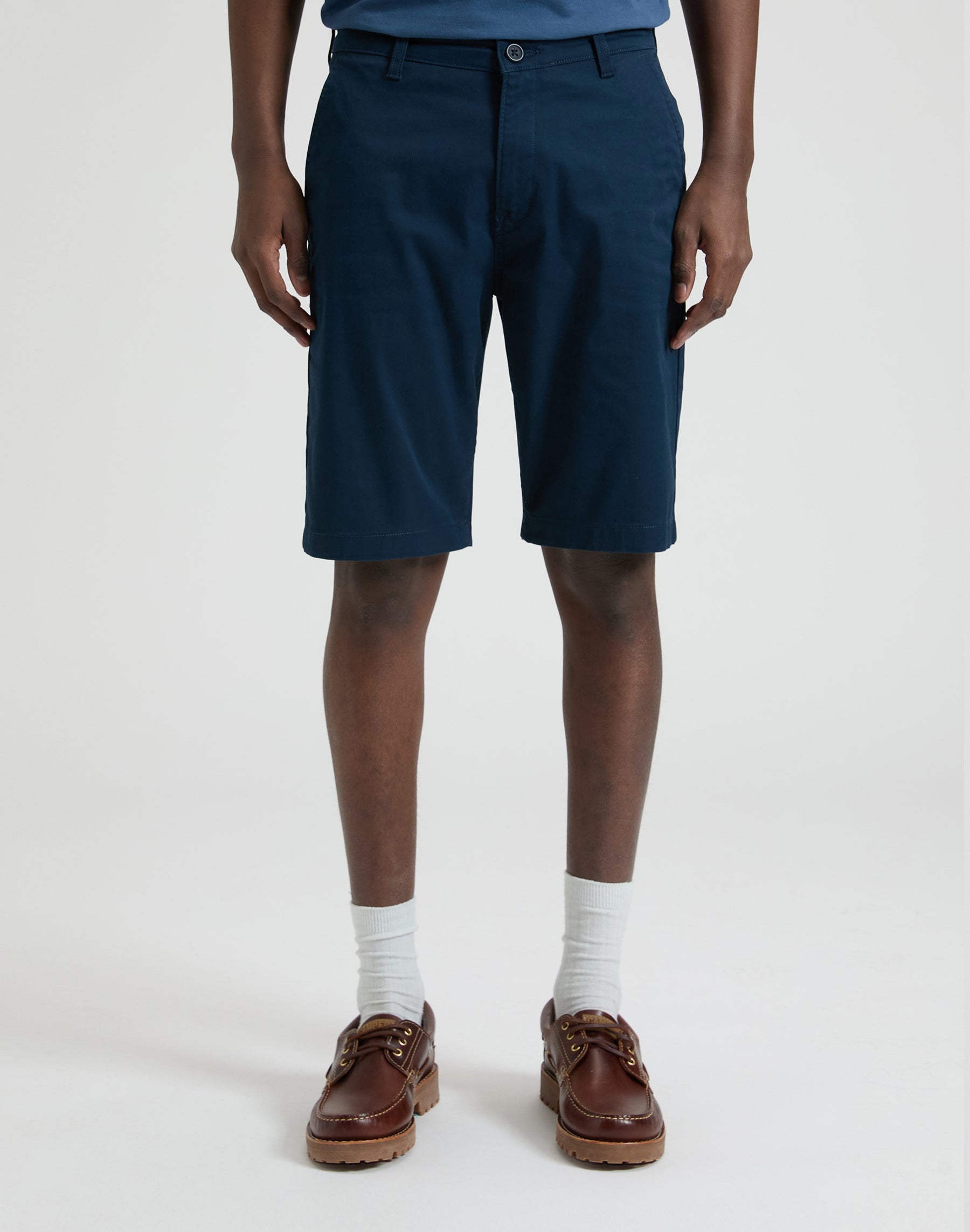Regular Chino Short in Rivet Navy Shorts Lee