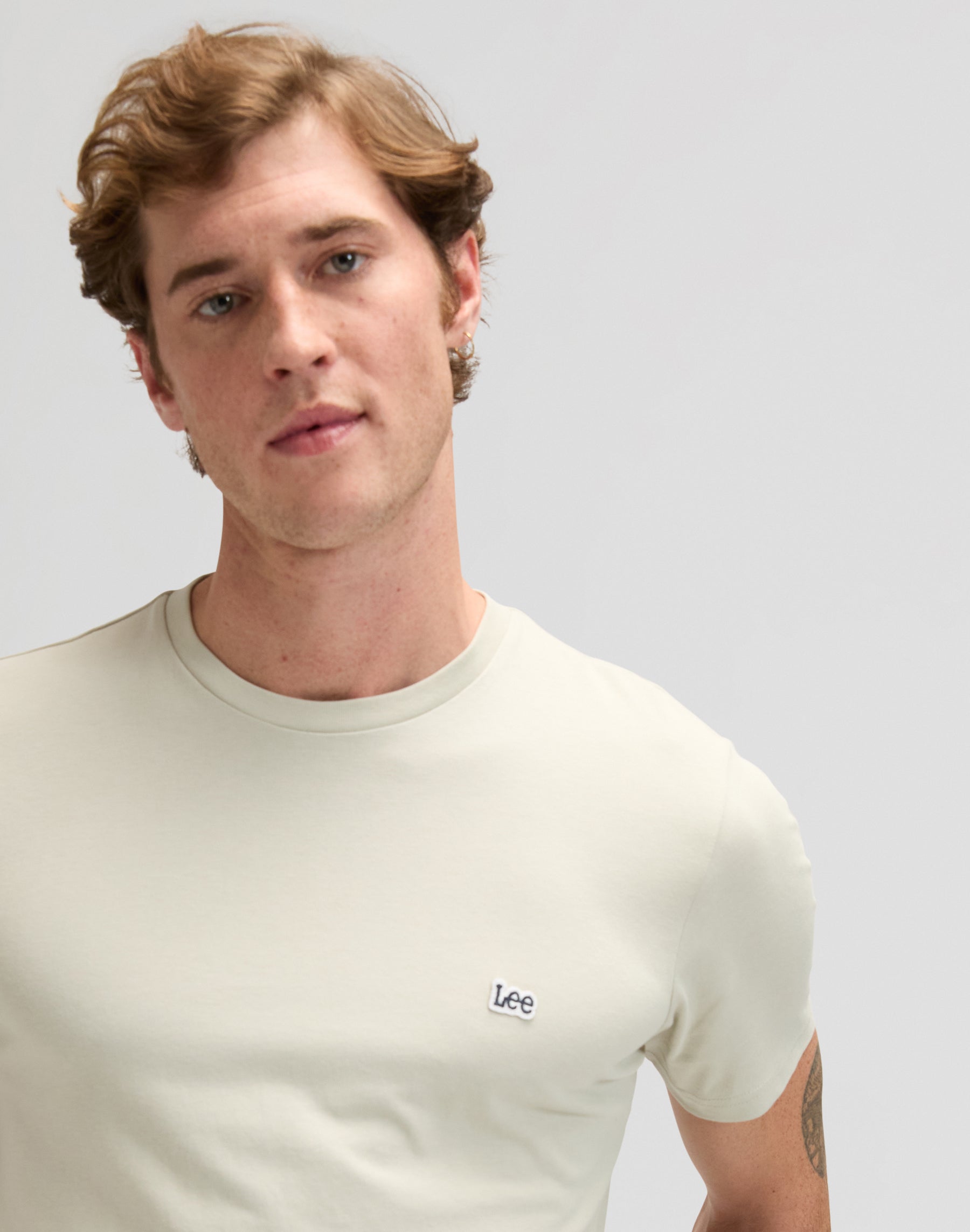 Ss Patch Logo Tee in Cove T-Shirts Lee