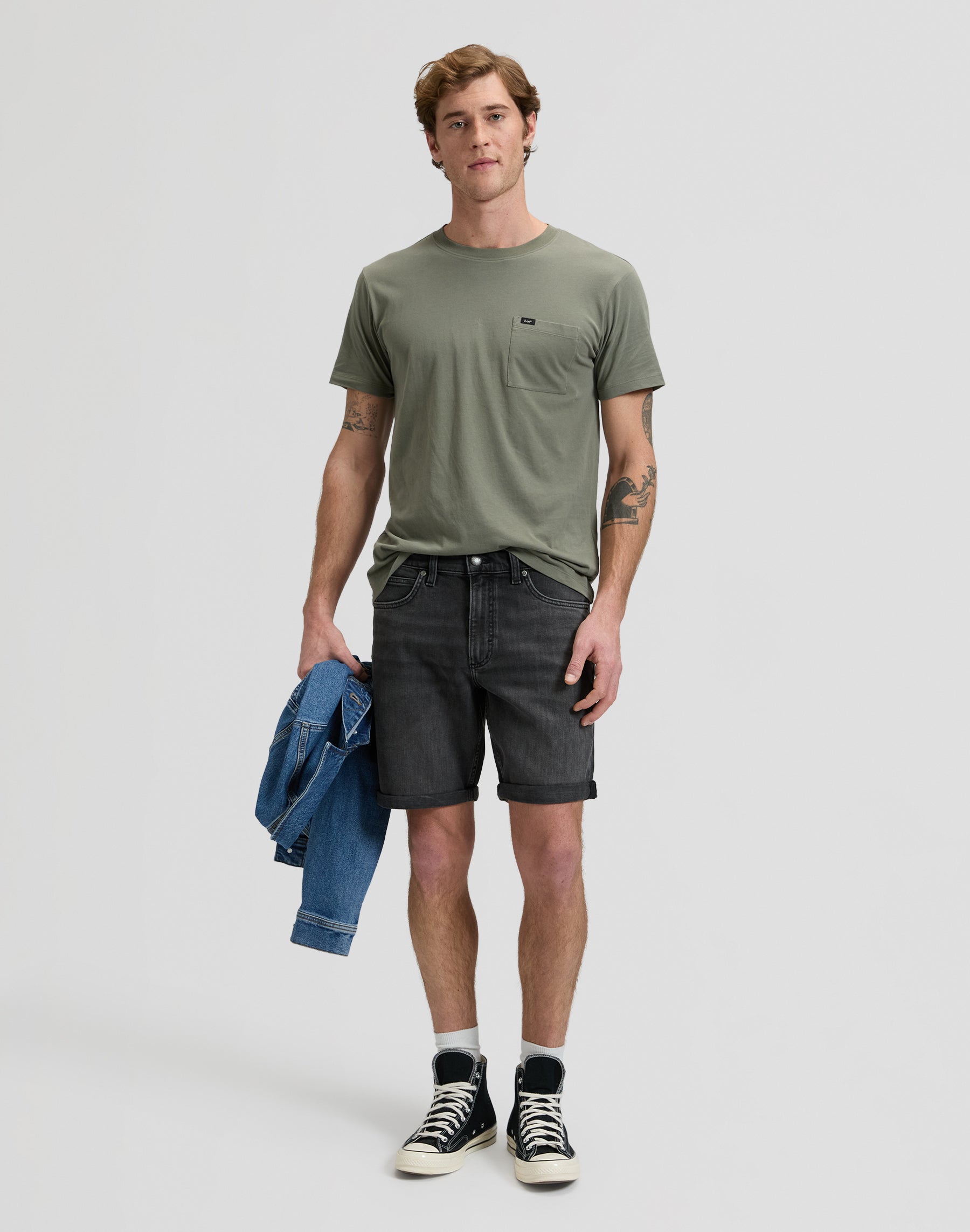 Ultimate Pocket Tee in Lichen Olive T-Shirts Lee