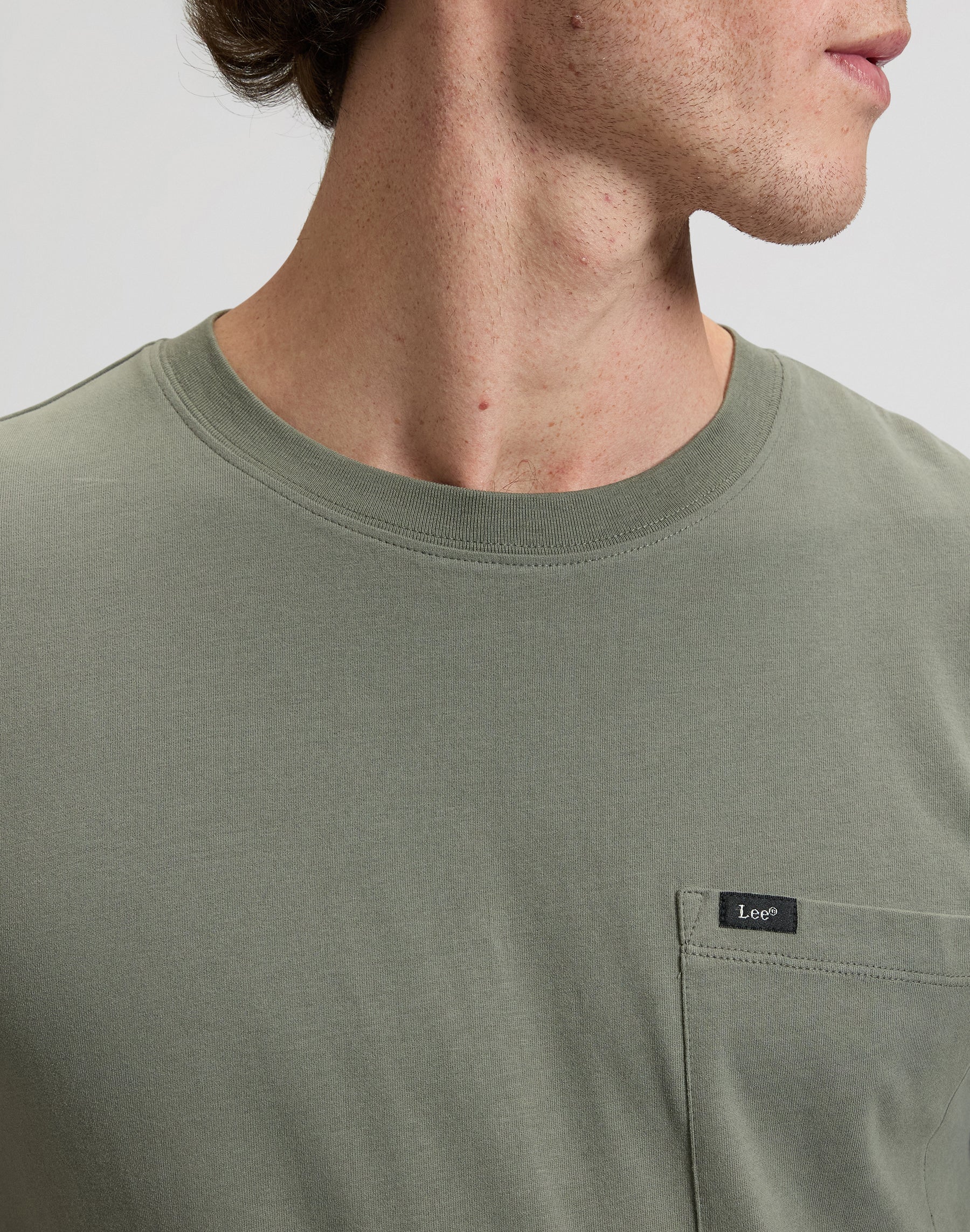 Ultimate Pocket Tee in Lichen Olive T-Shirts Lee