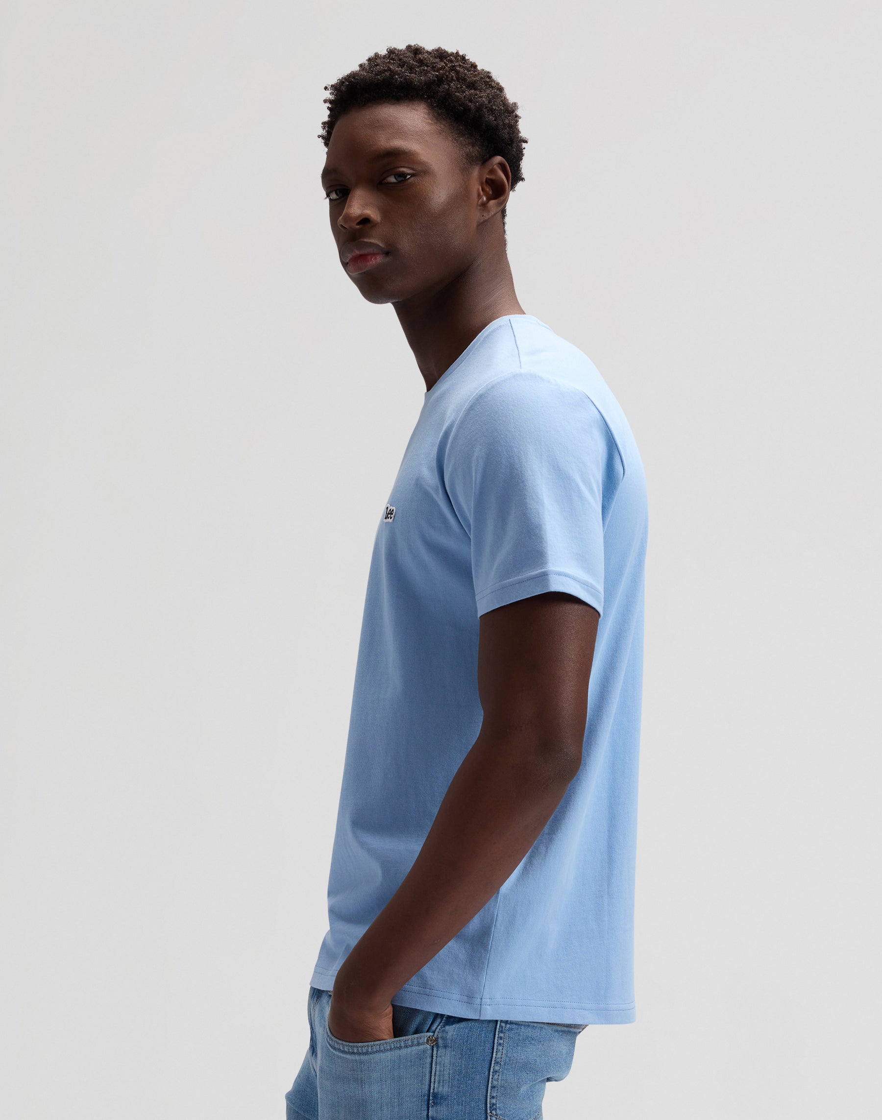 Ss Patch Logo Tee in Halogen T-Shirts Lee