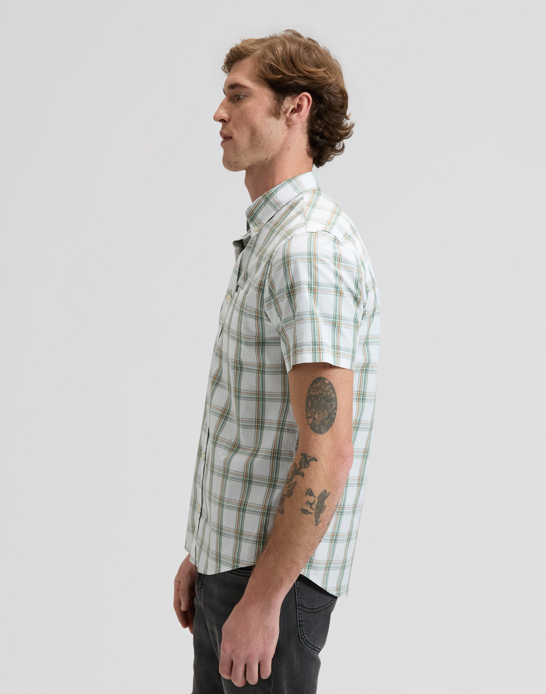 Lee Button Down Shortsleeve in Desert Sage Safari Plaid Hemden Lee