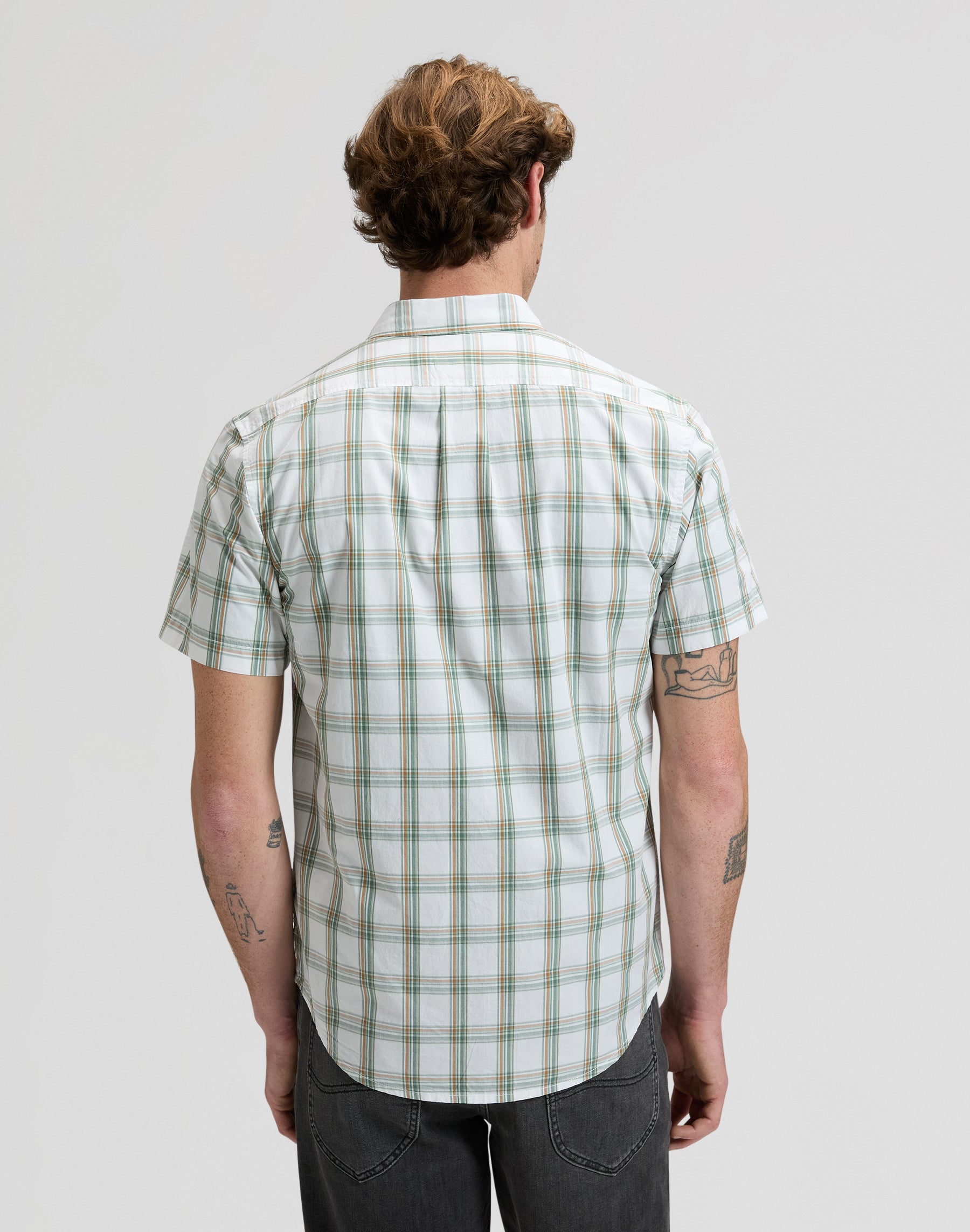 Lee Button Down Shortsleeve in Desert Sage Safari Plaid Hemden Lee