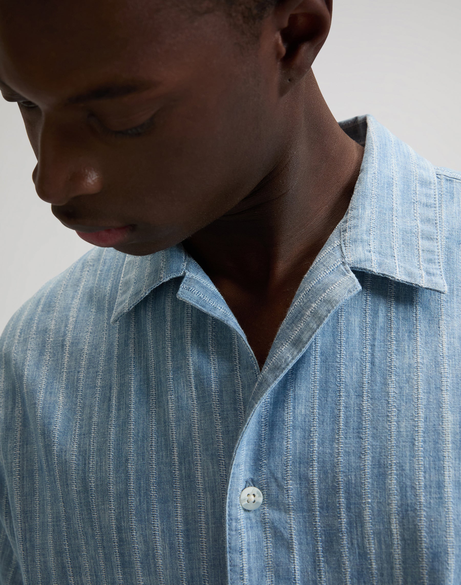 Novelty Resort Shirt in Mid Wash Hemden Lee