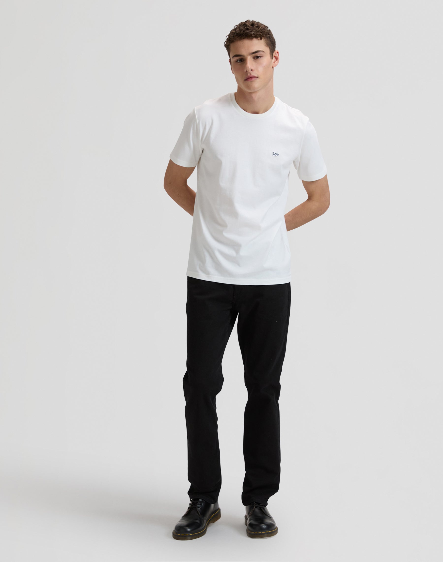 Ss Patch Logo Tee in White T-Shirts Lee