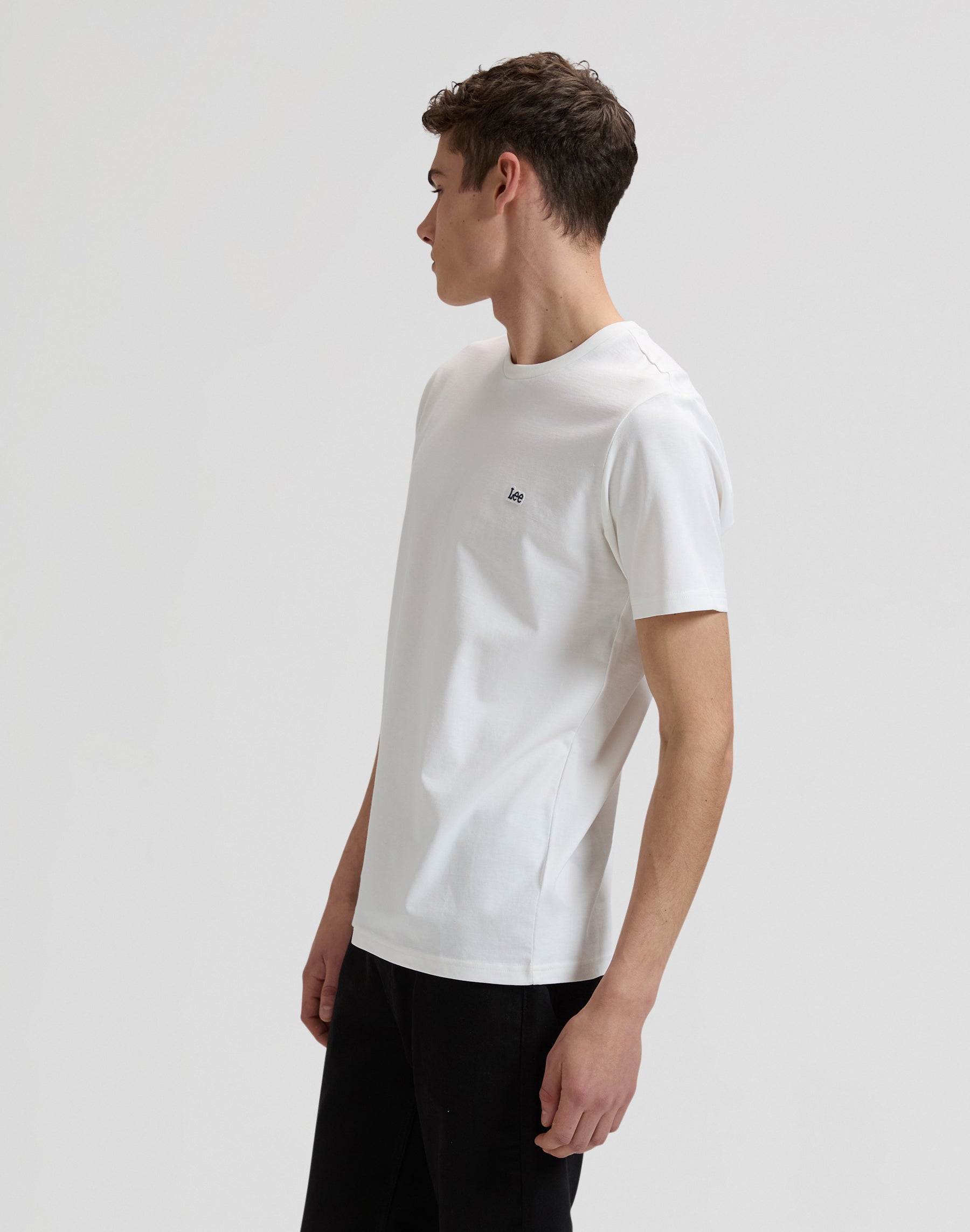 Ss Patch Logo Tee in White T-Shirts Lee