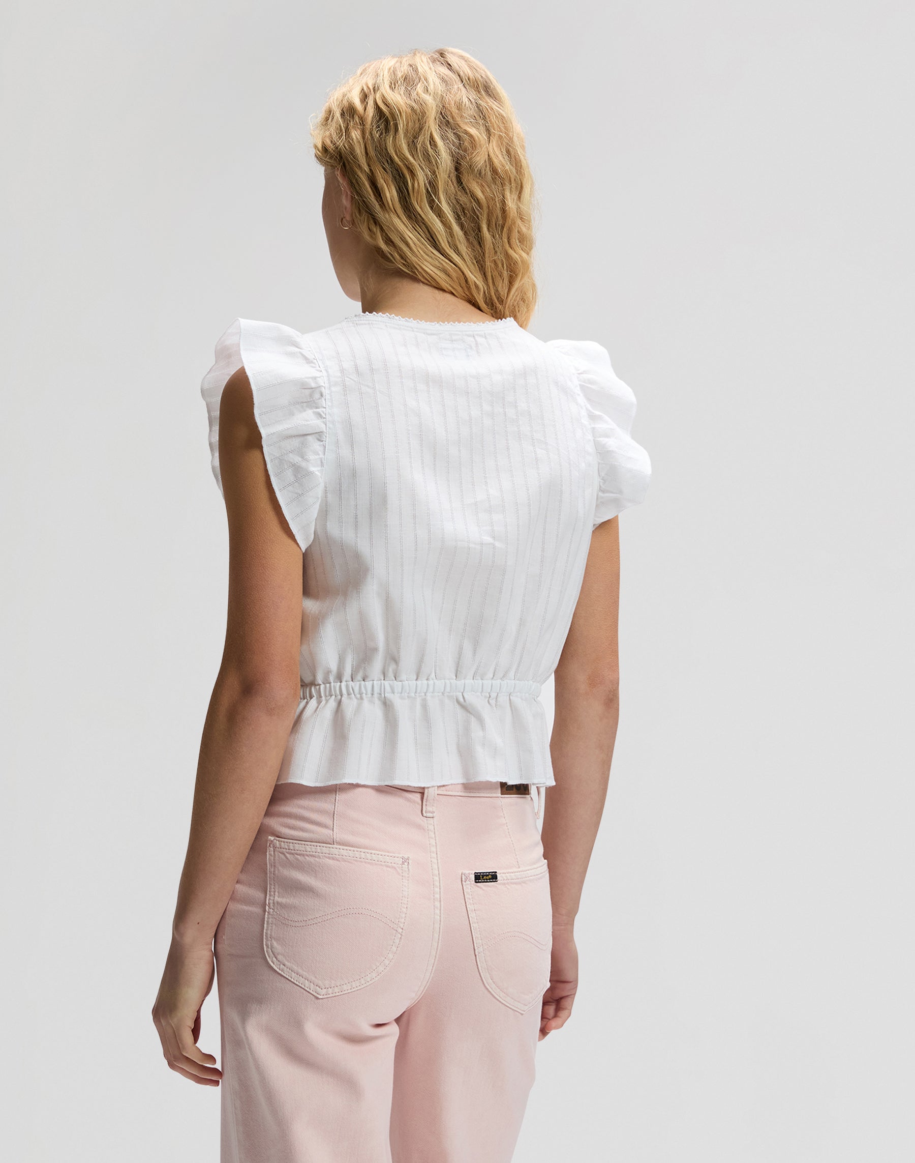 Ruffle Sleeve Shirt in Bright White Hemden Lee
