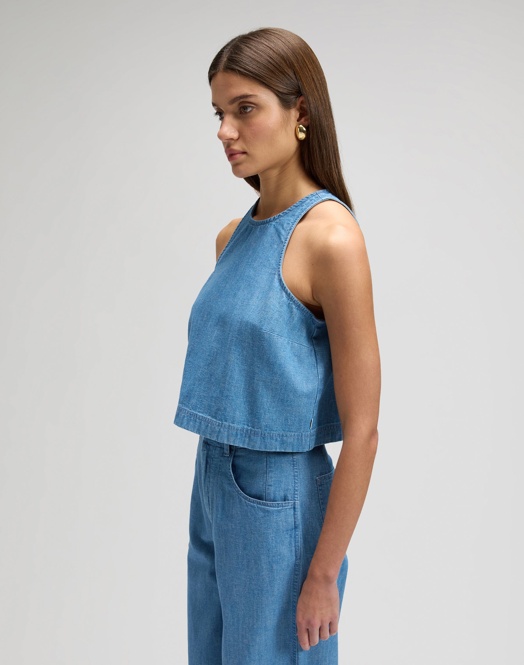 Boxy Sleeveless Top in Companion Piece Hemden Lee