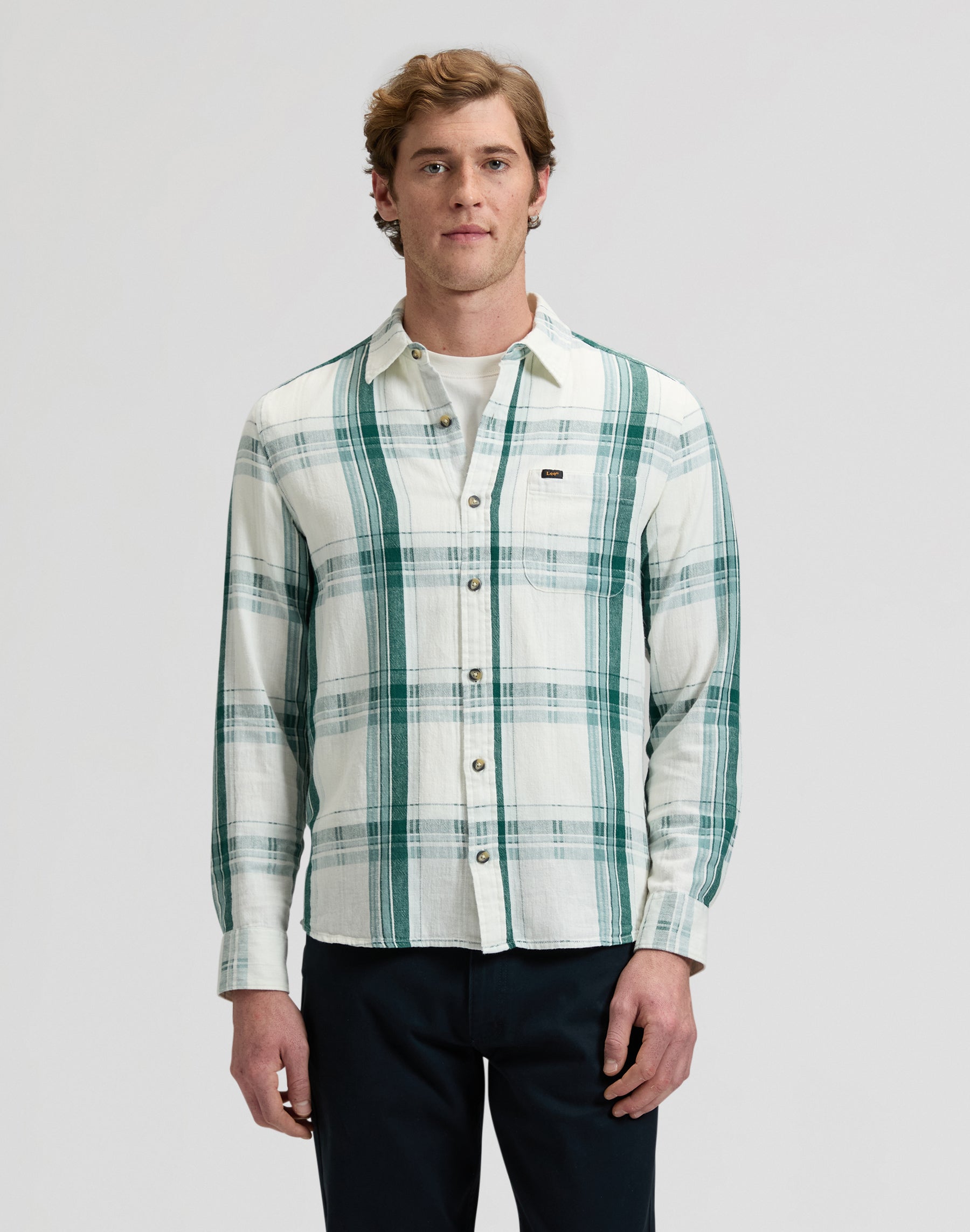 Leesure Shirt in Algae Plaid Hemden Lee
