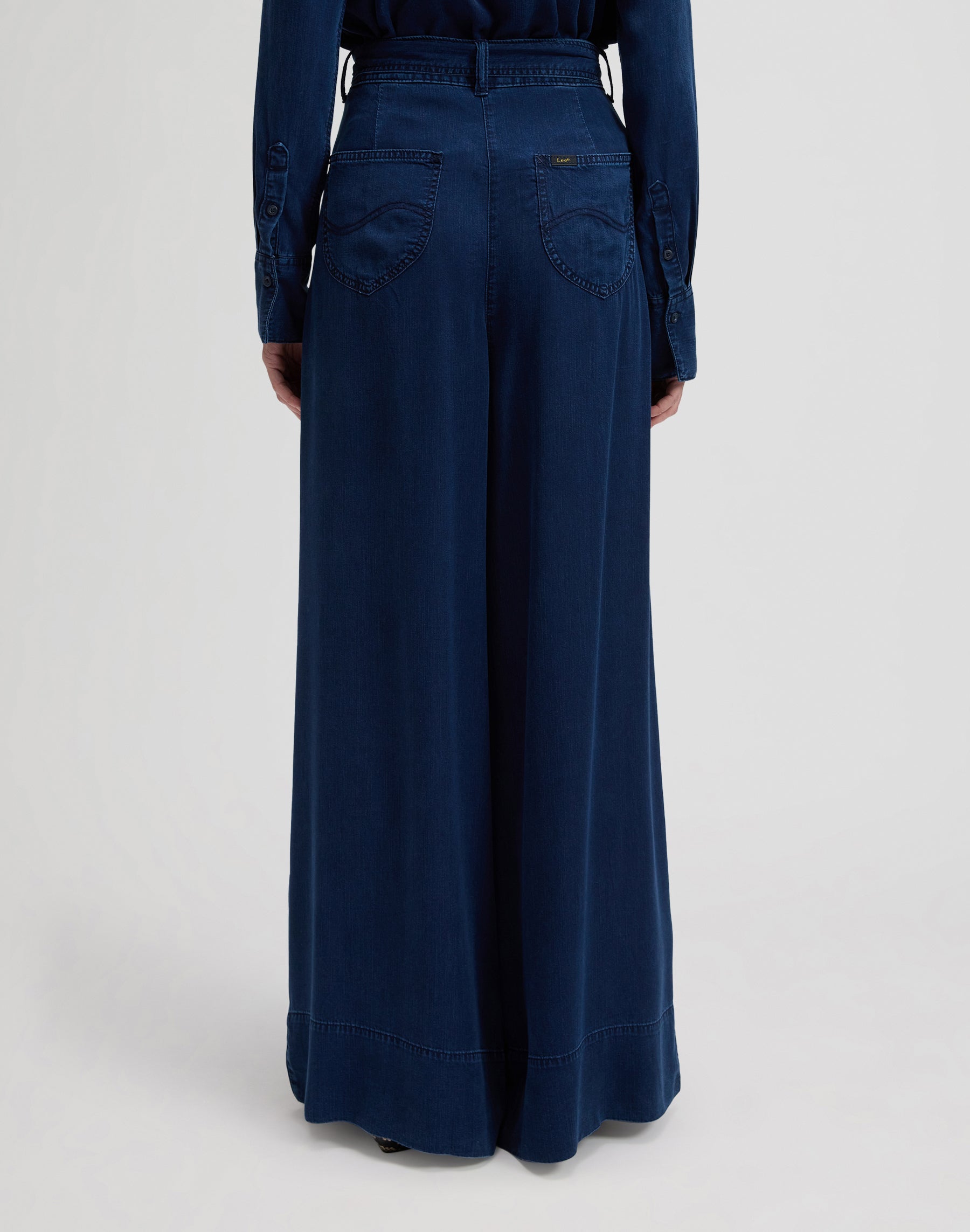 Pleated Wide Leg in Sunset Ride Hosen Lee
