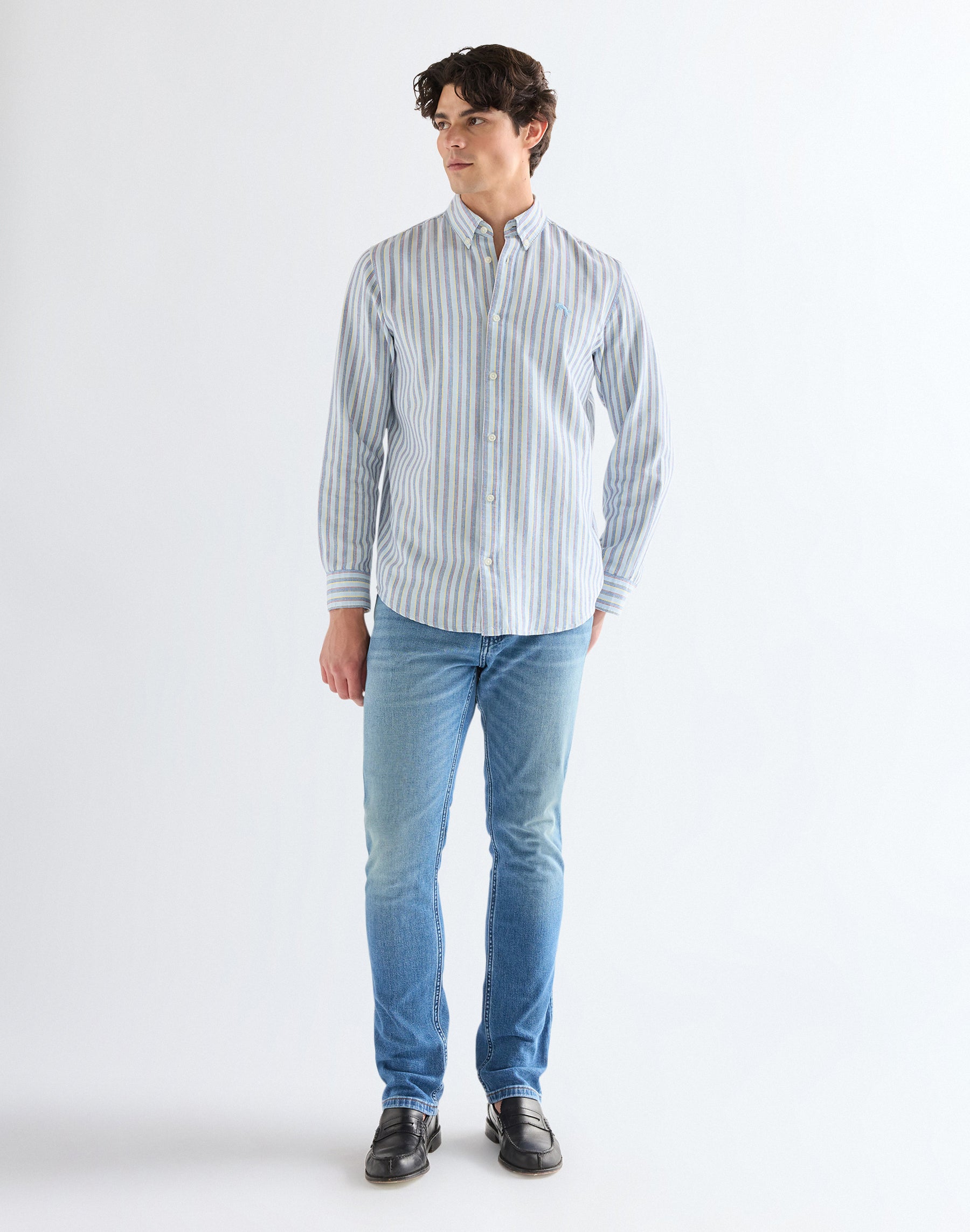 Greensboro en Harbor Blue Jeans Wrangler