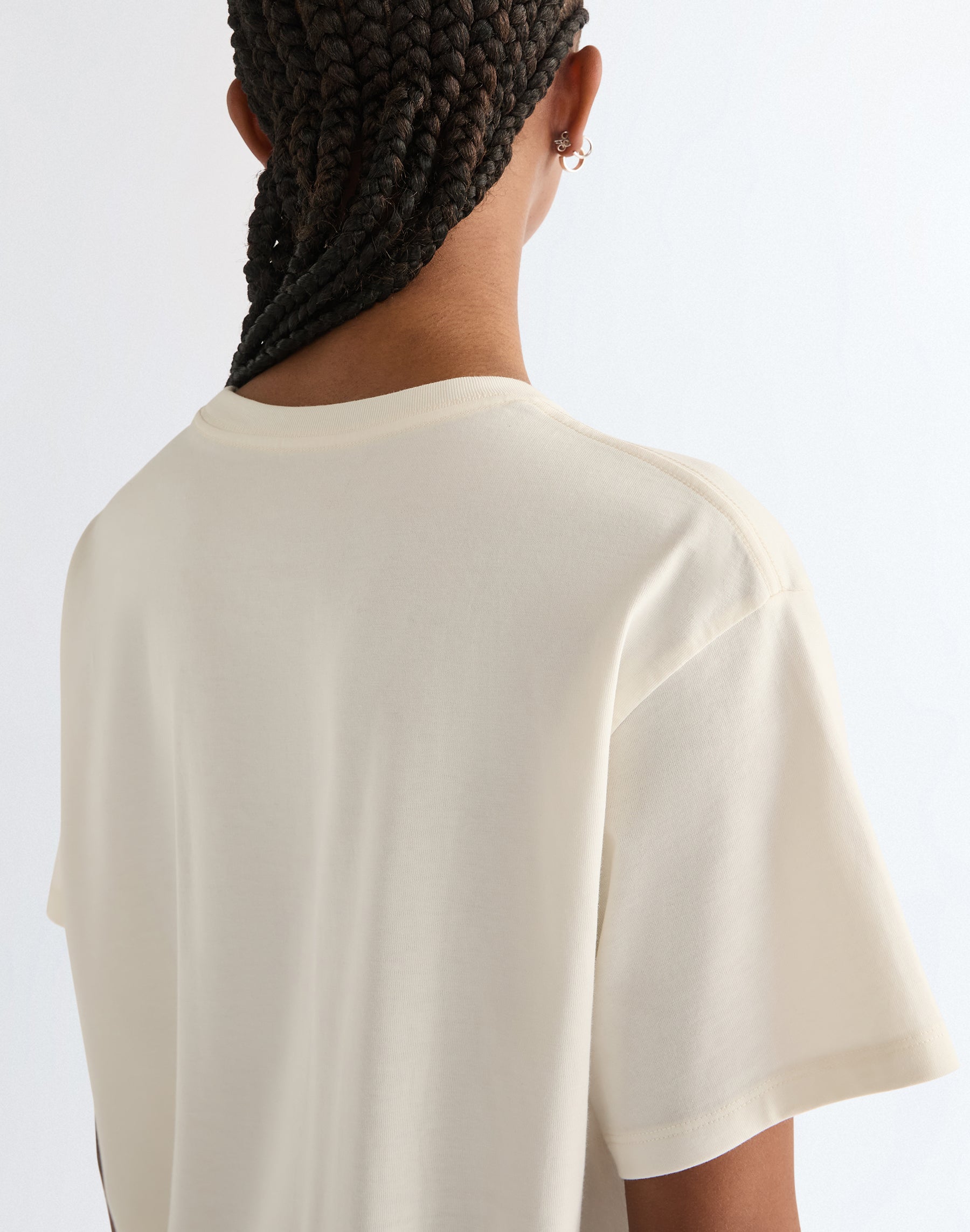 Girlfriend Tee in Worn White T-Shirts Wrangler