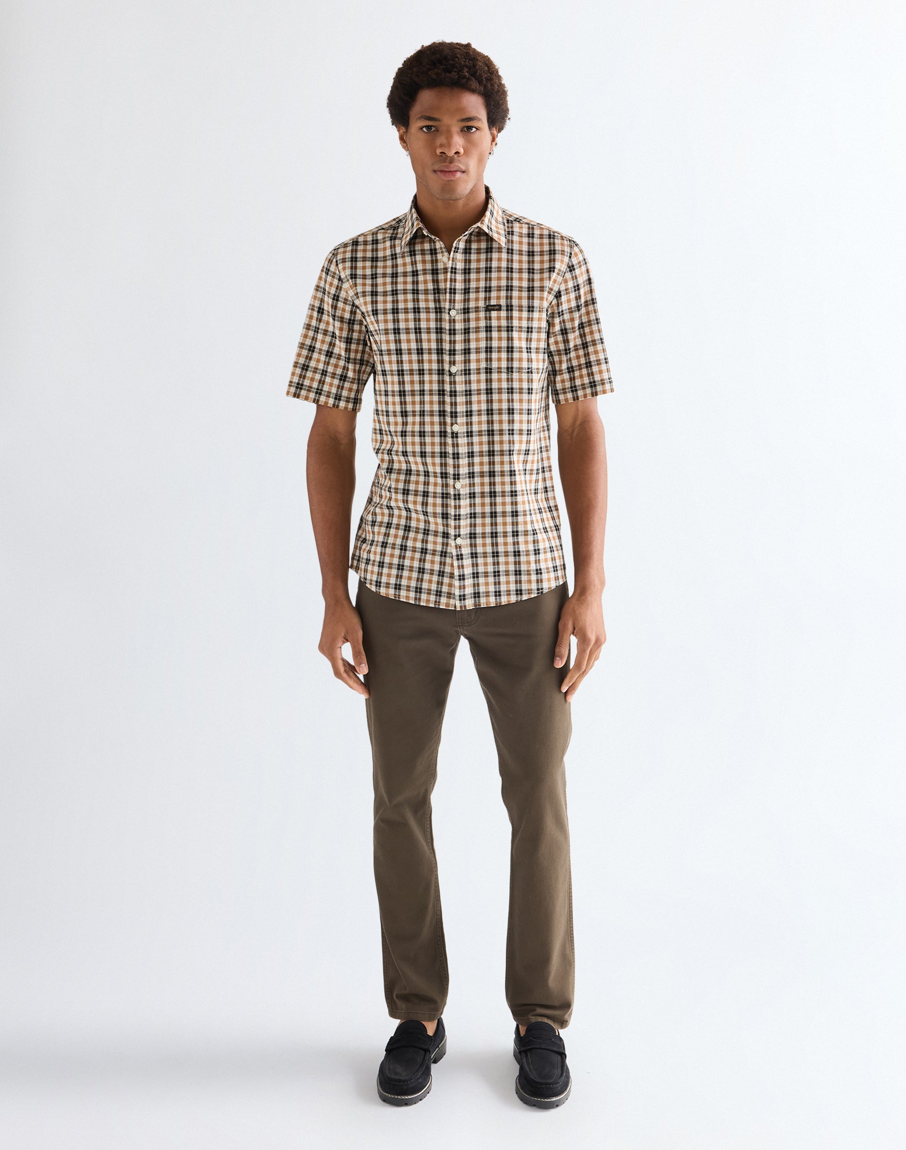 Shortsleeve 1 Pocket Shirt in Golden Wheat Hemden Wrangler