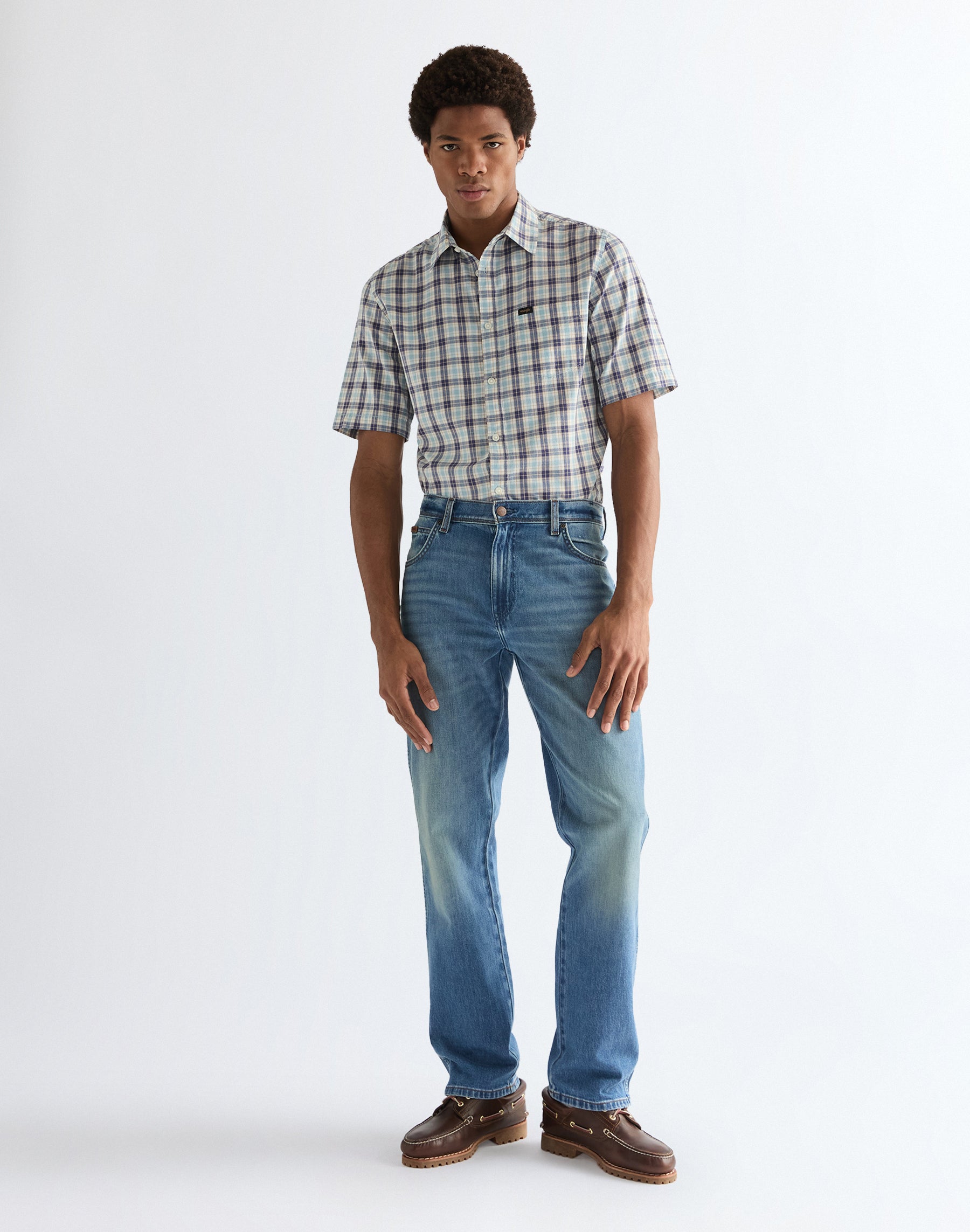Shortsleeve 1 Pocket Shirt in Forget Me Not Hemden Wrangler