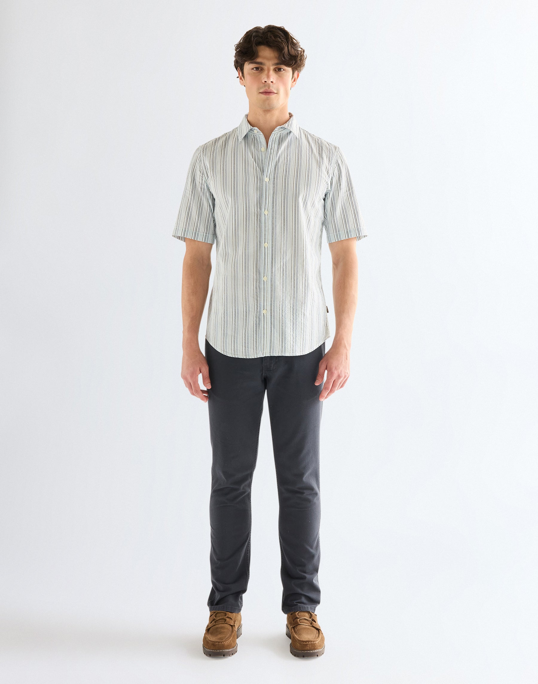 Shortsleeve Shirt in True Navy Hemden Wrangler