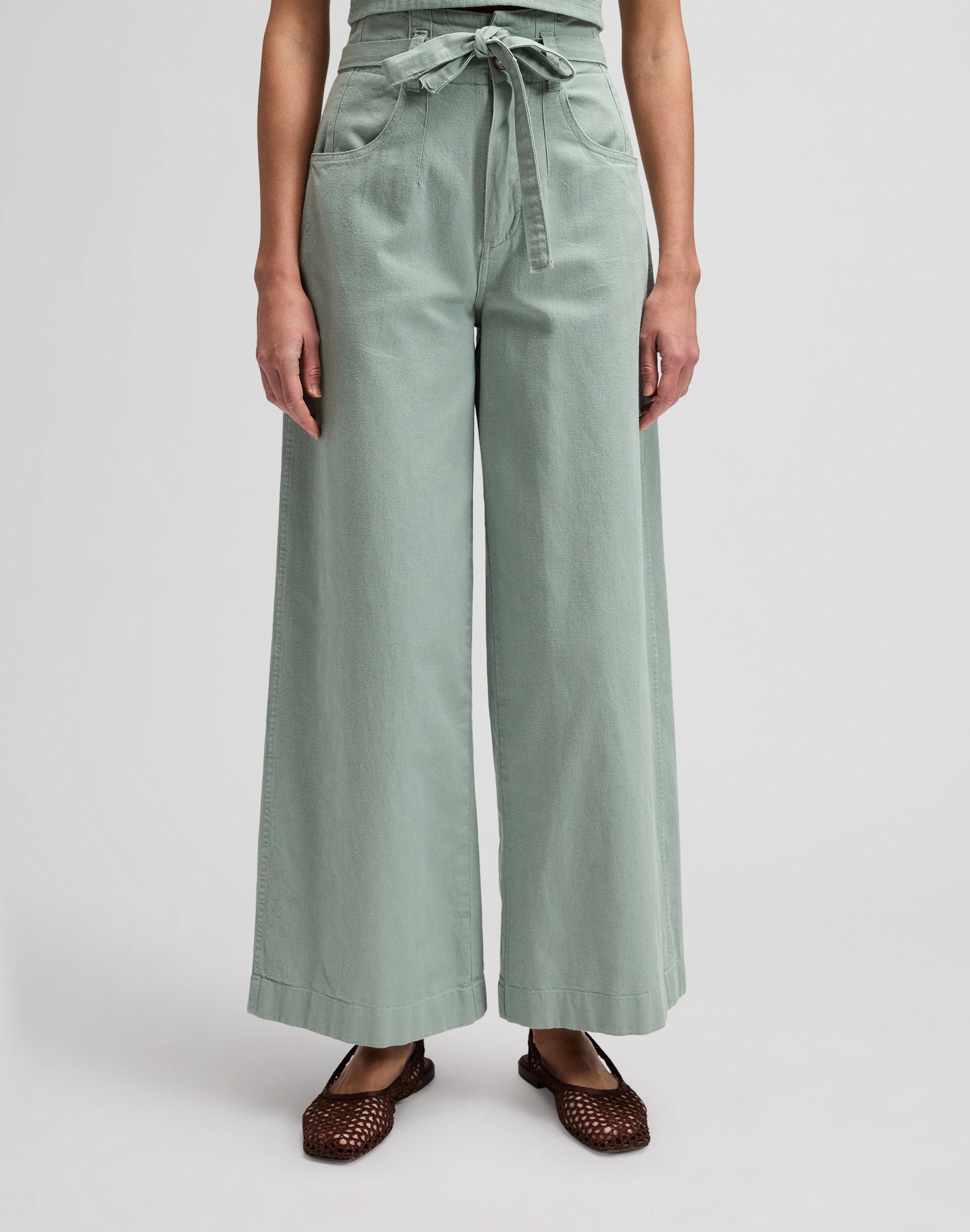 Pleated Trouser in Desert Sage