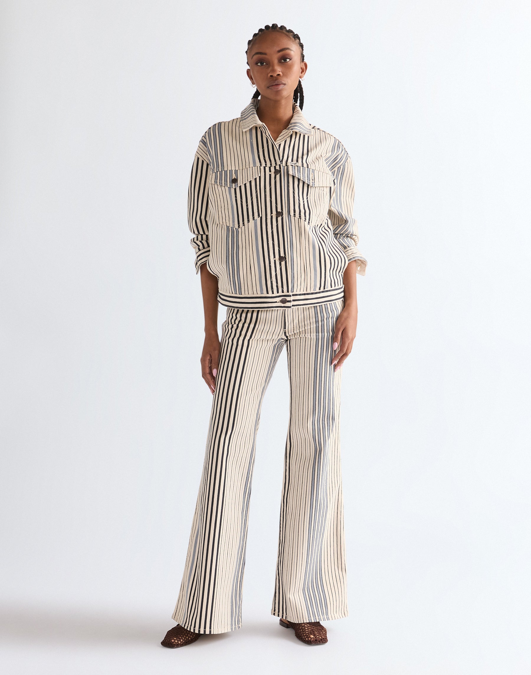 70S Flare in Multi Blue Stripe Jeans Wrangler