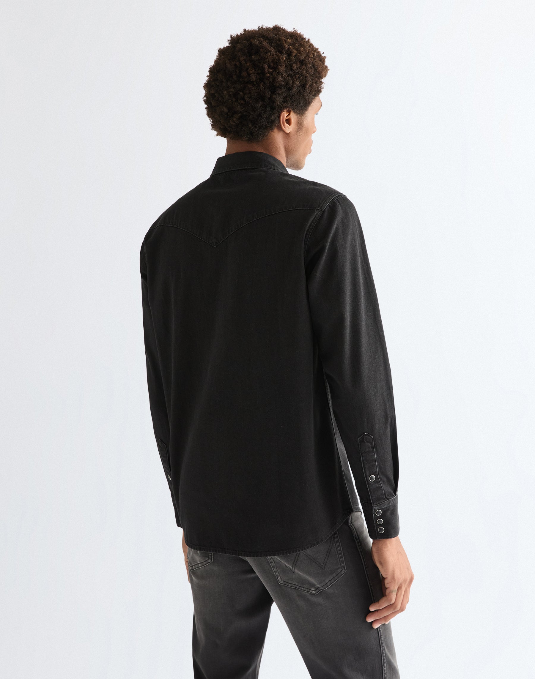 Western Shirt in Rinse Black