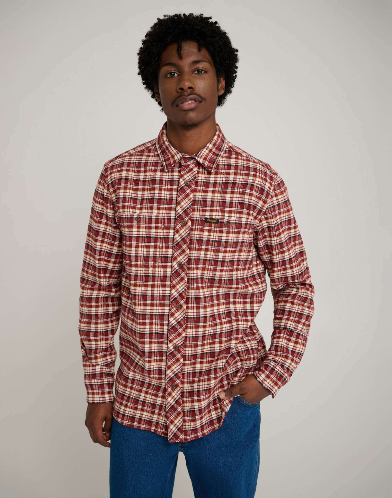 Will Shirt in Fired Brick Hemden Wrangler