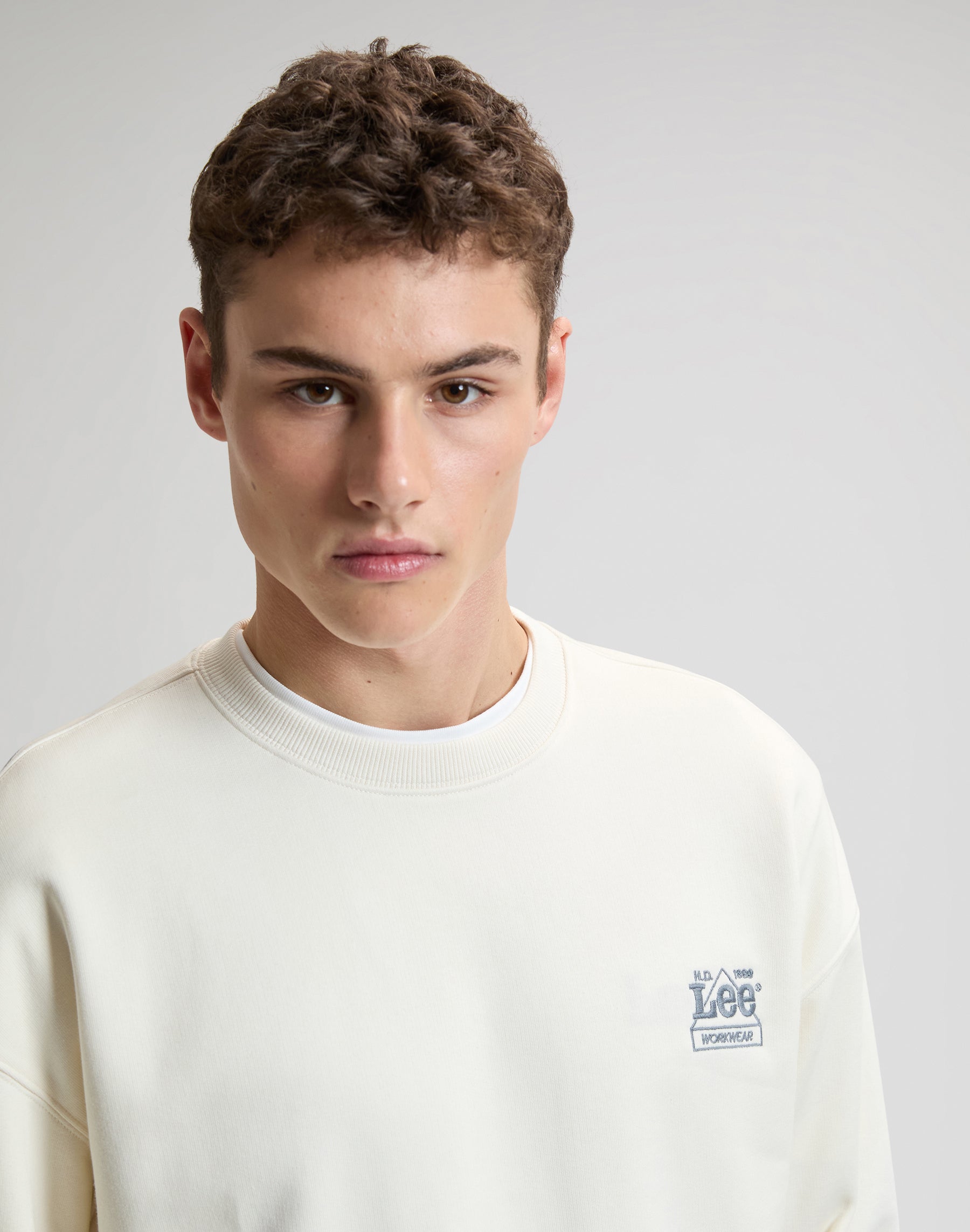 Workwear Ess Crew in Natural Sweatshirts Lee