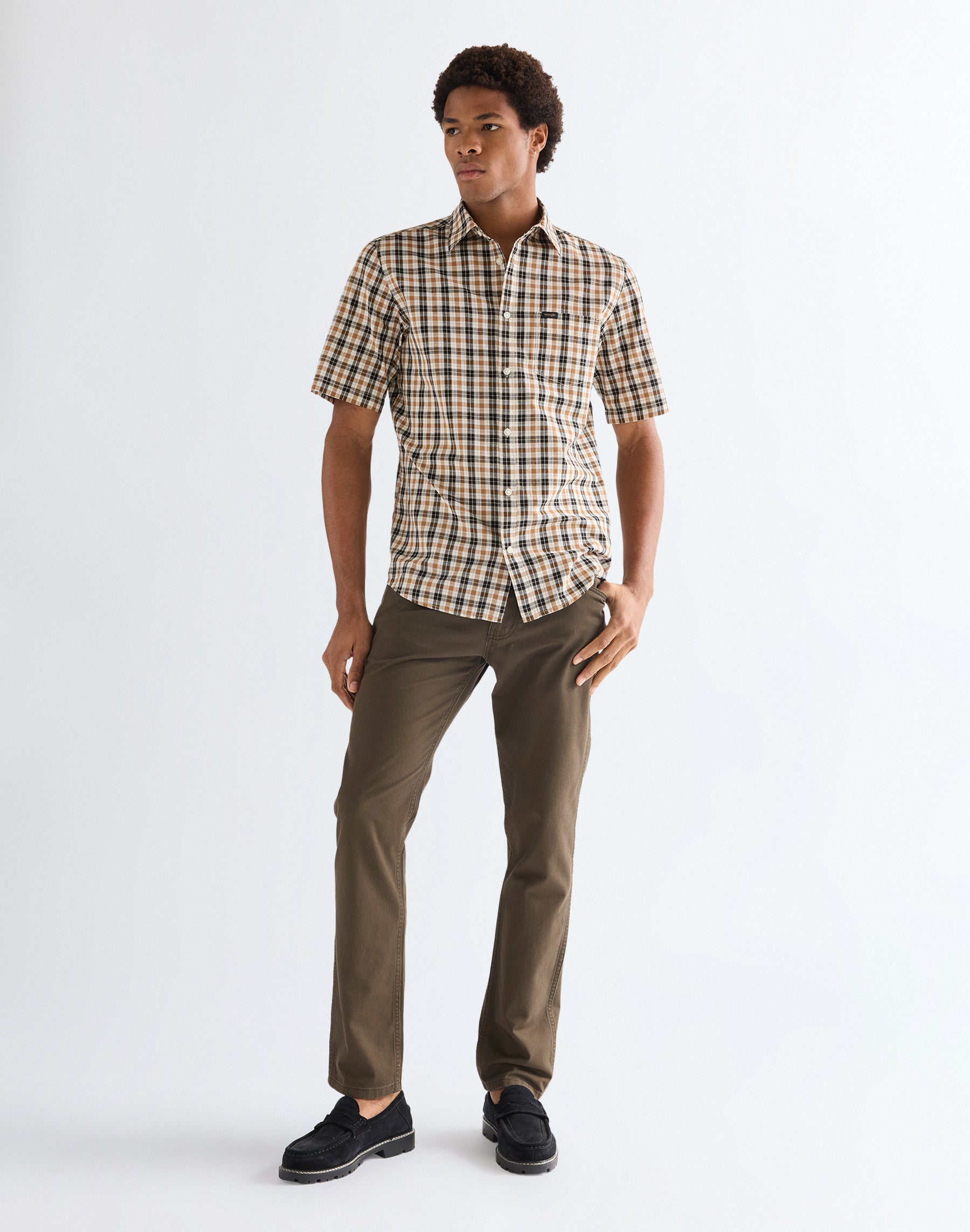Greensboro in Wren Hosen Wrangler