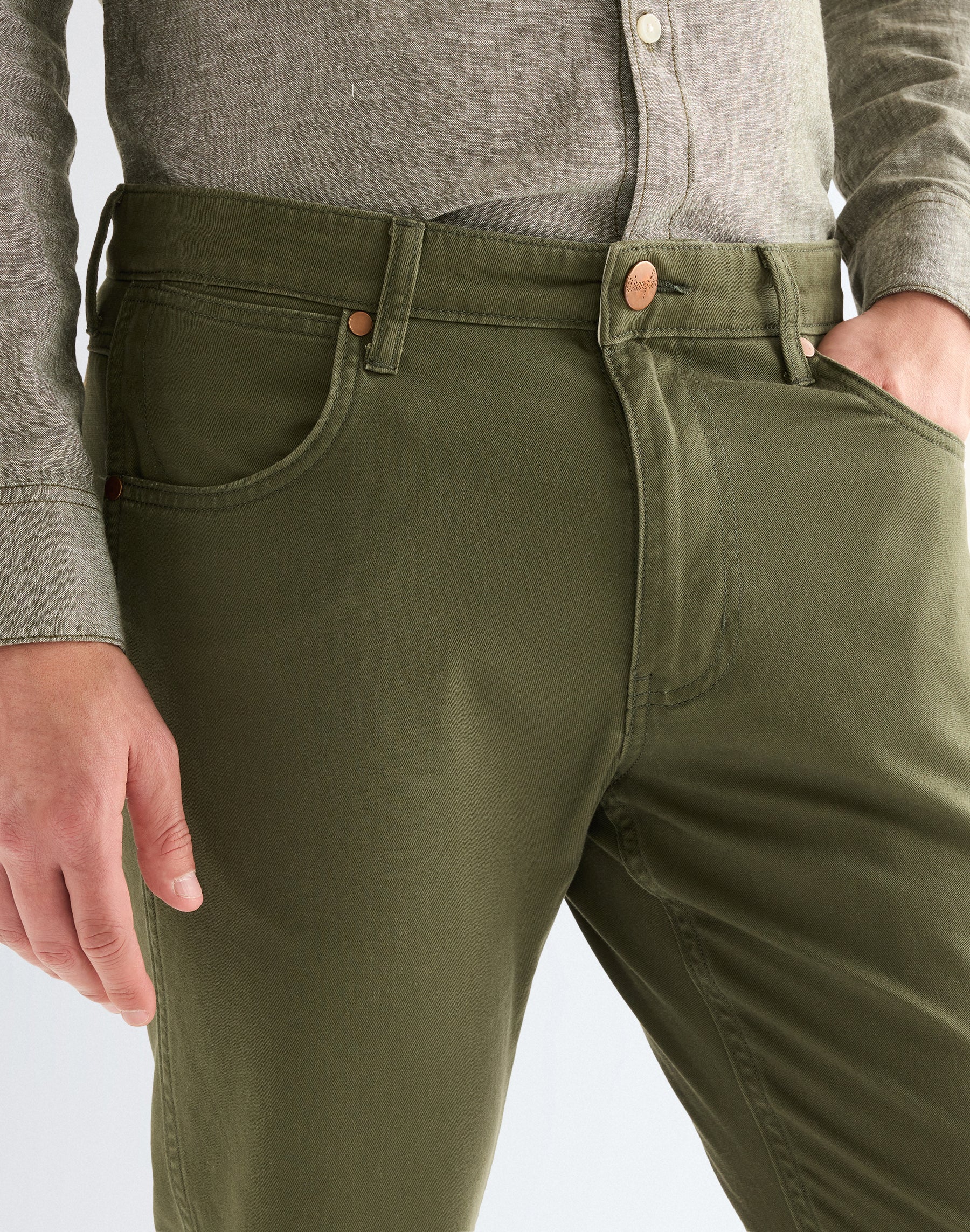 Greensboro in Deep Depths Hosen Wrangler