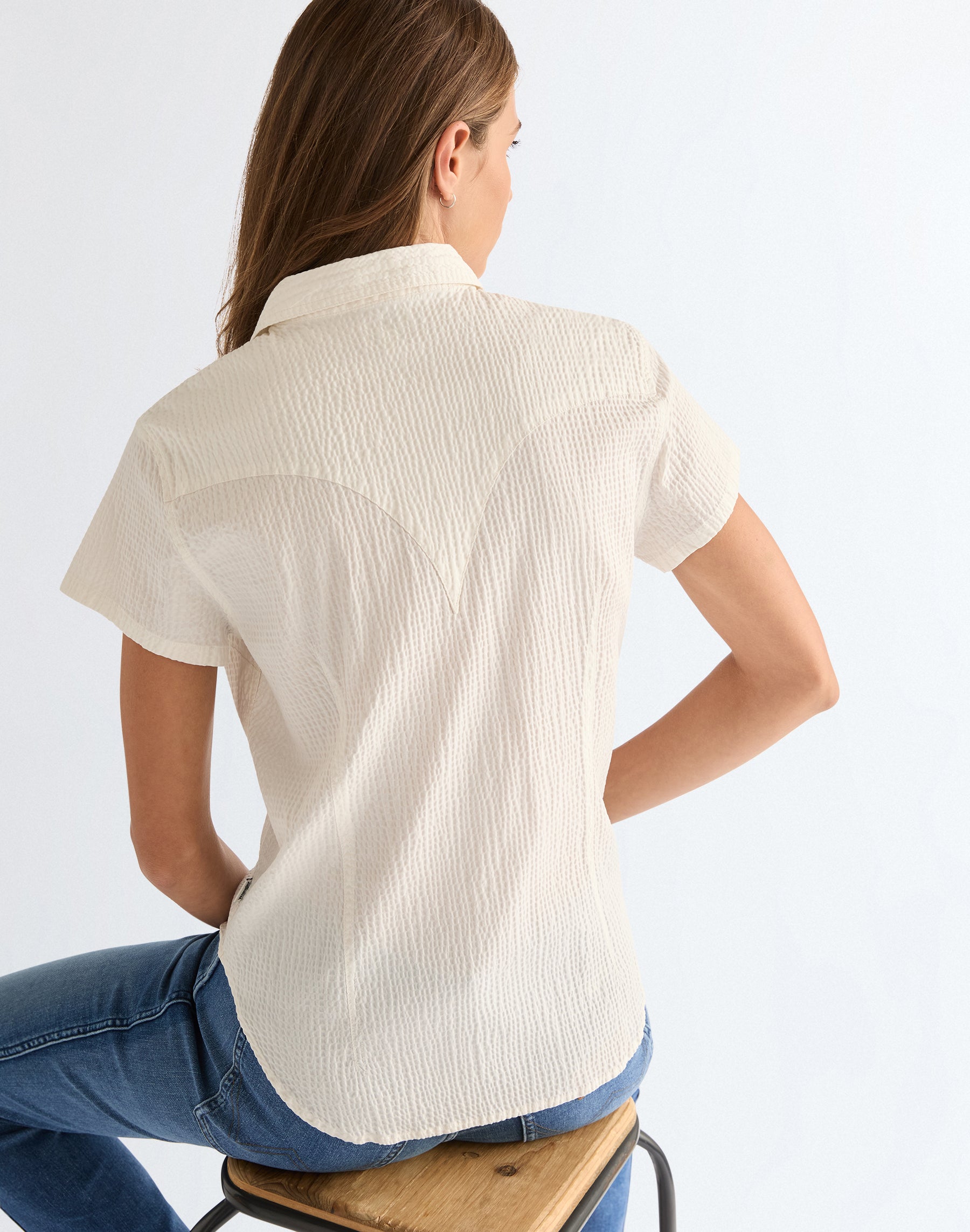 Shortsleeve Stylized Western in Egret Hemden Wrangler