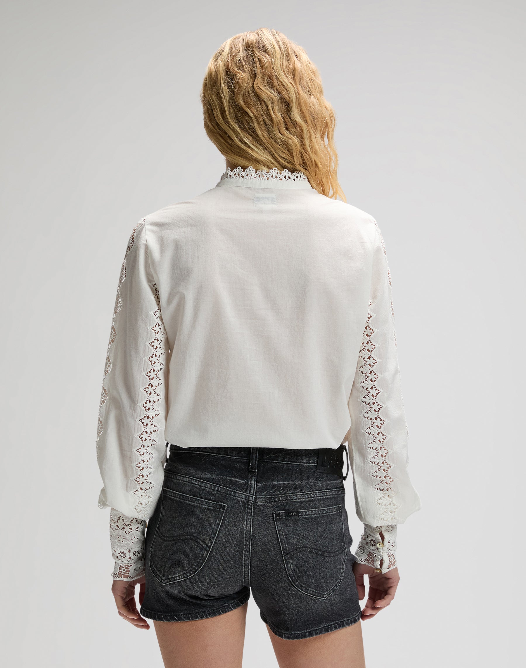 Bohemian Blouse in Bright White Hemden Lee