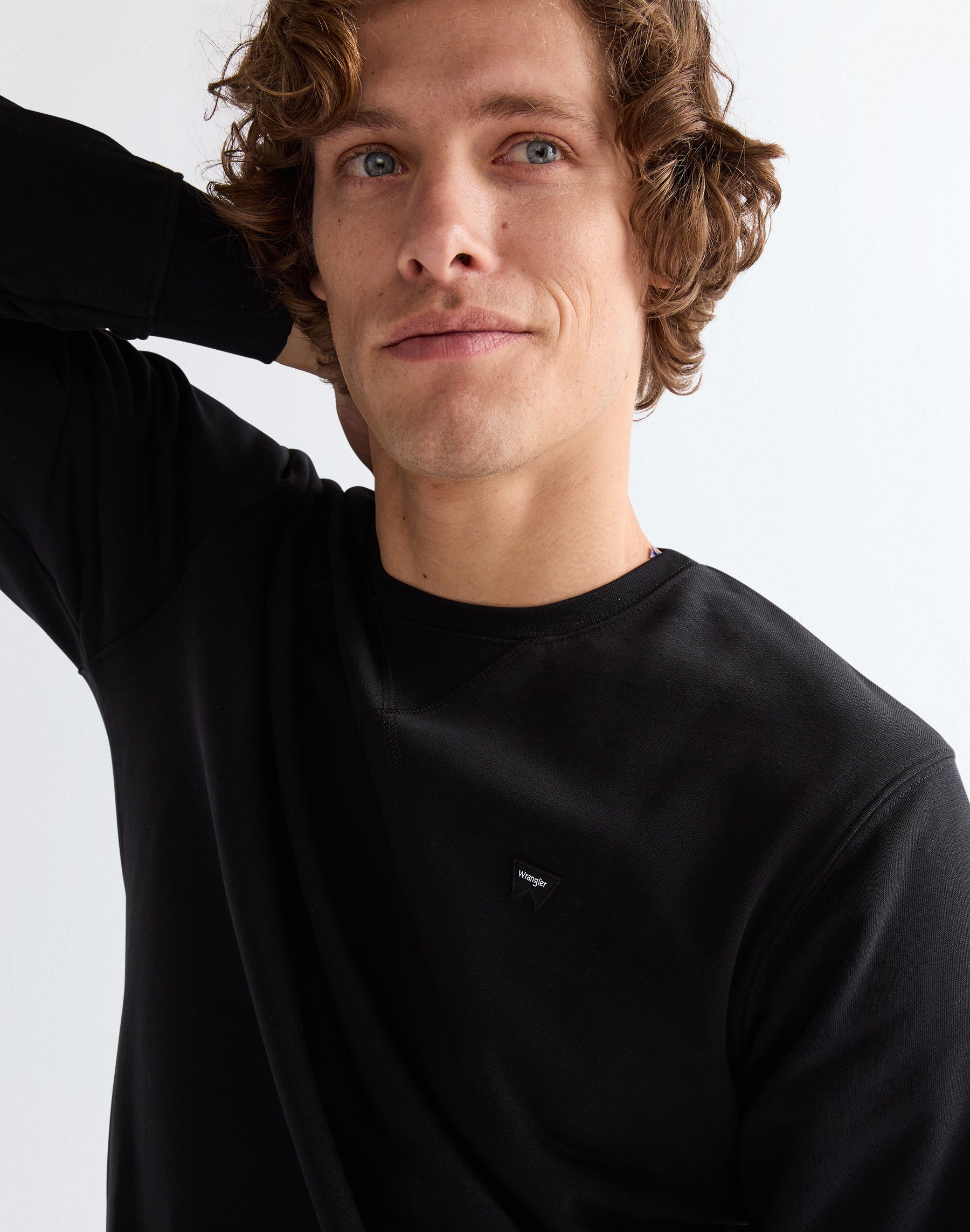 Sweatshirt Sign Off in Black Sweatshirts Wrangler