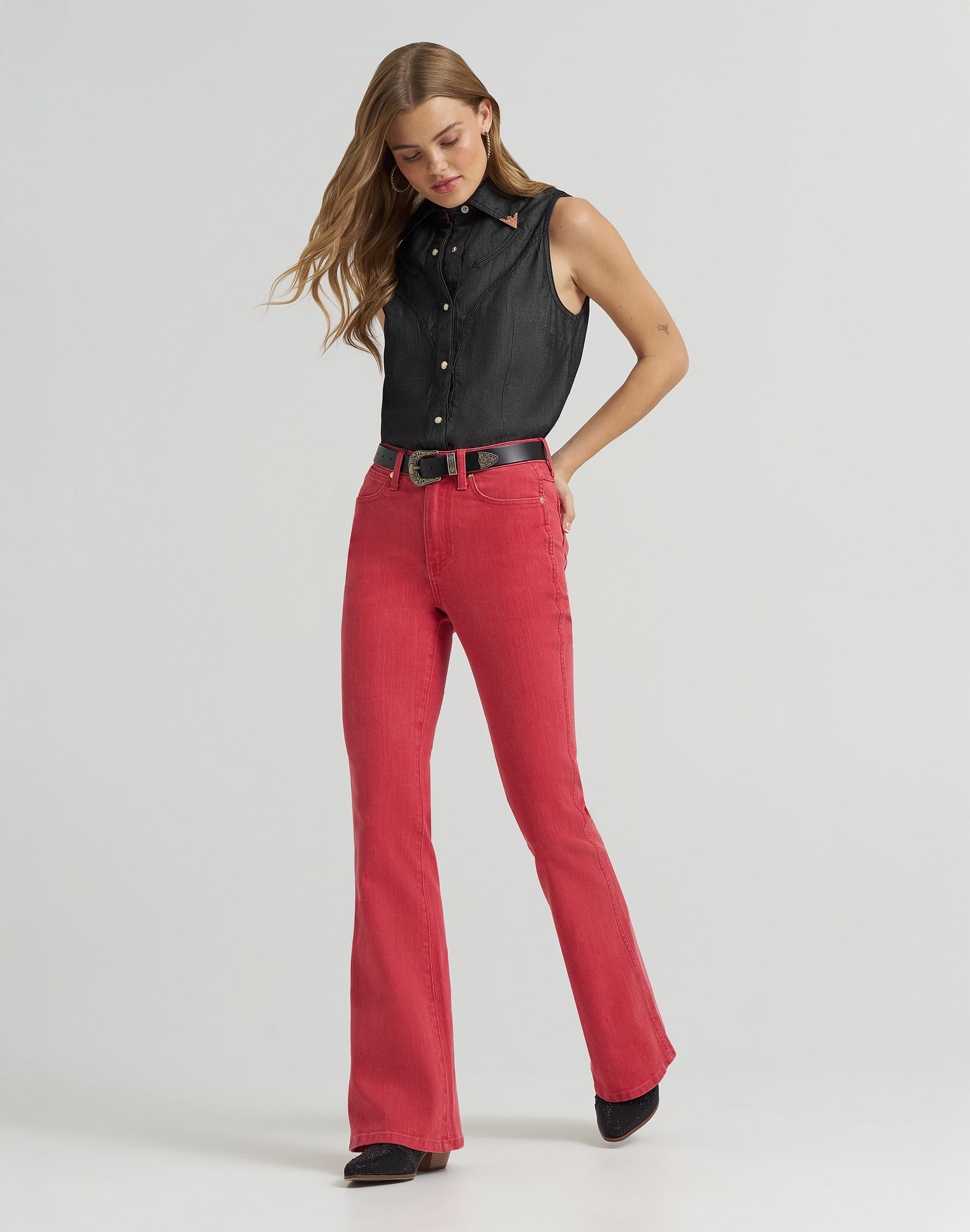 Lainey Flare en jean rouge délavé Wrangler